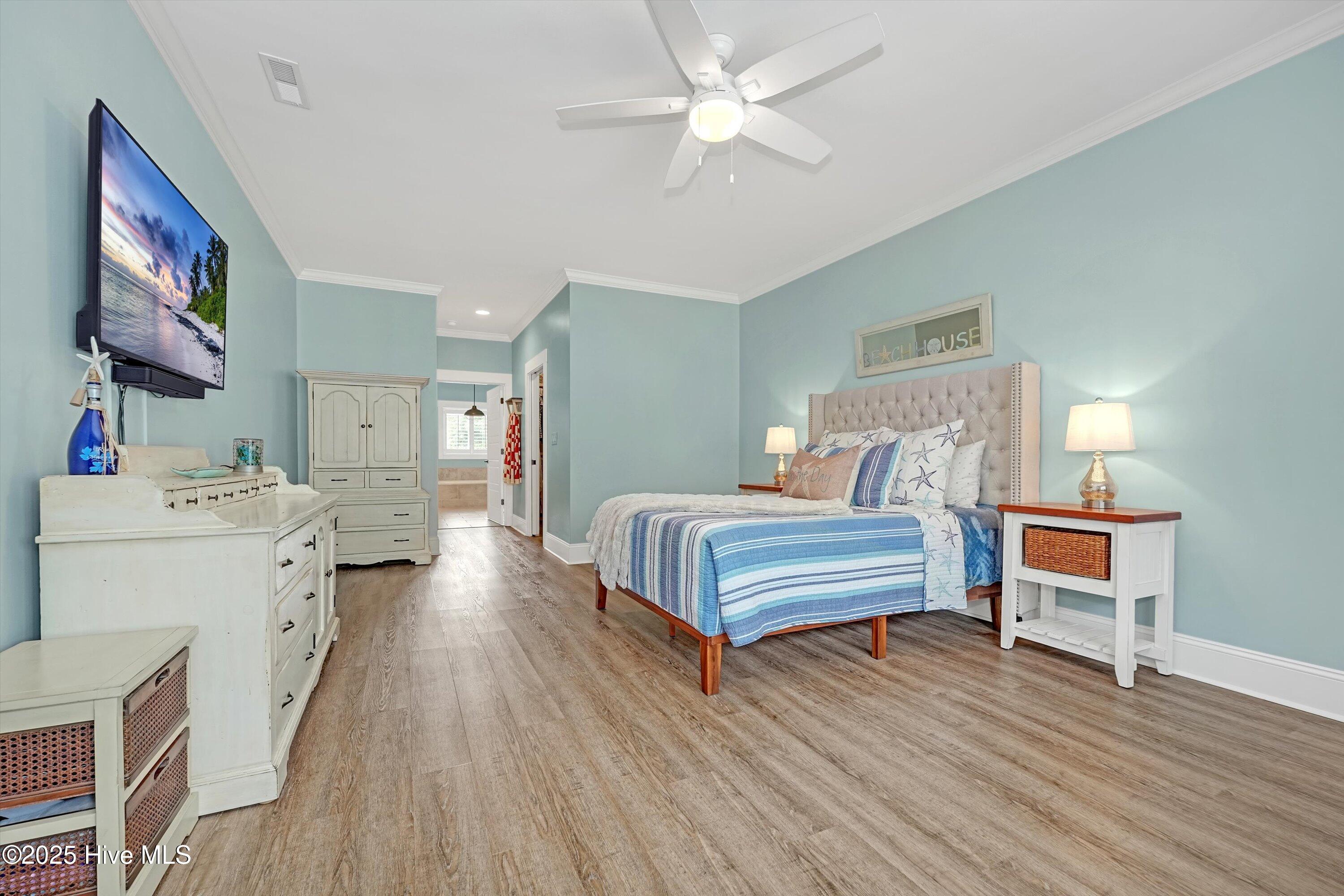 6177 Compass Court, Southport