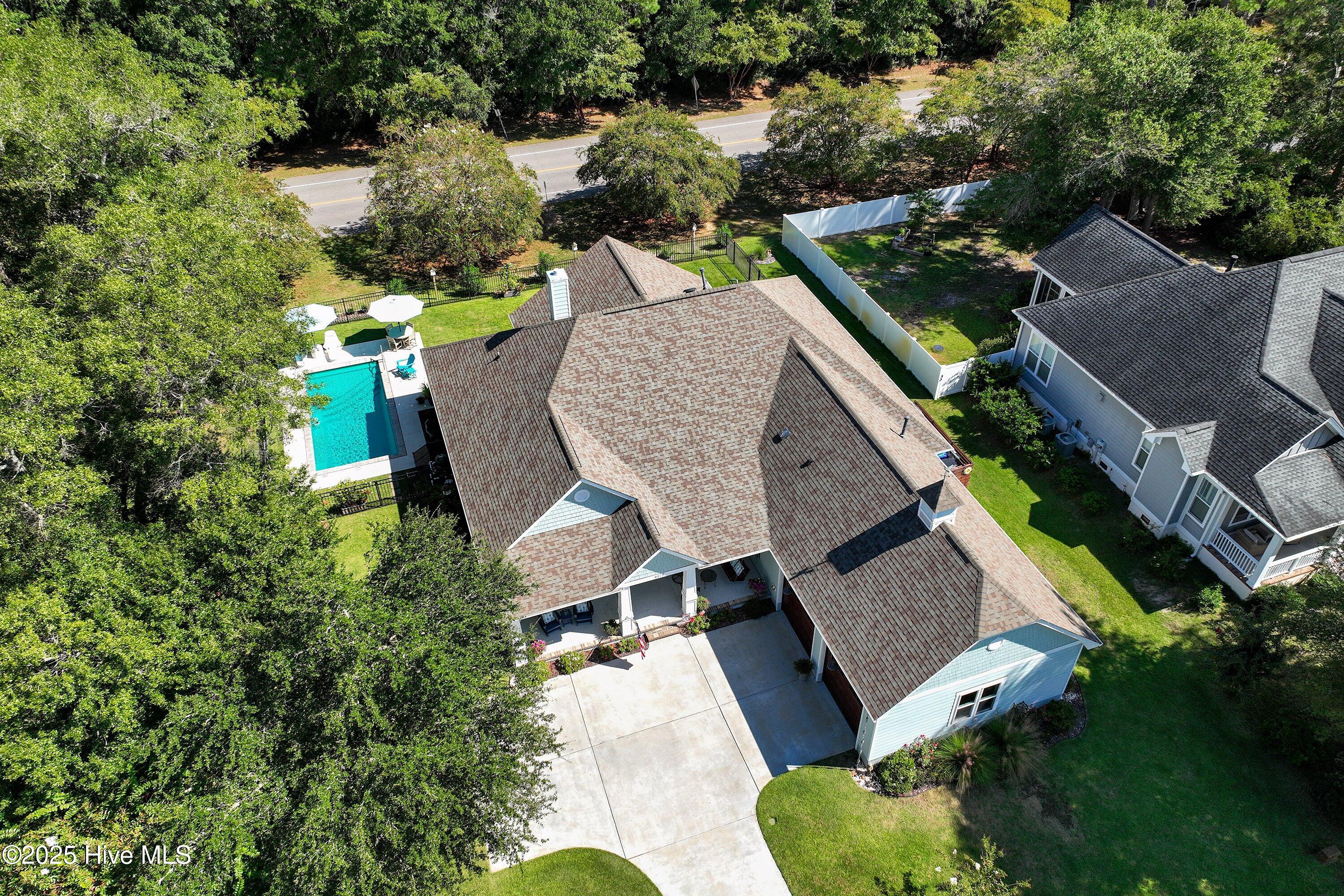 6177 Compass Court, Southport