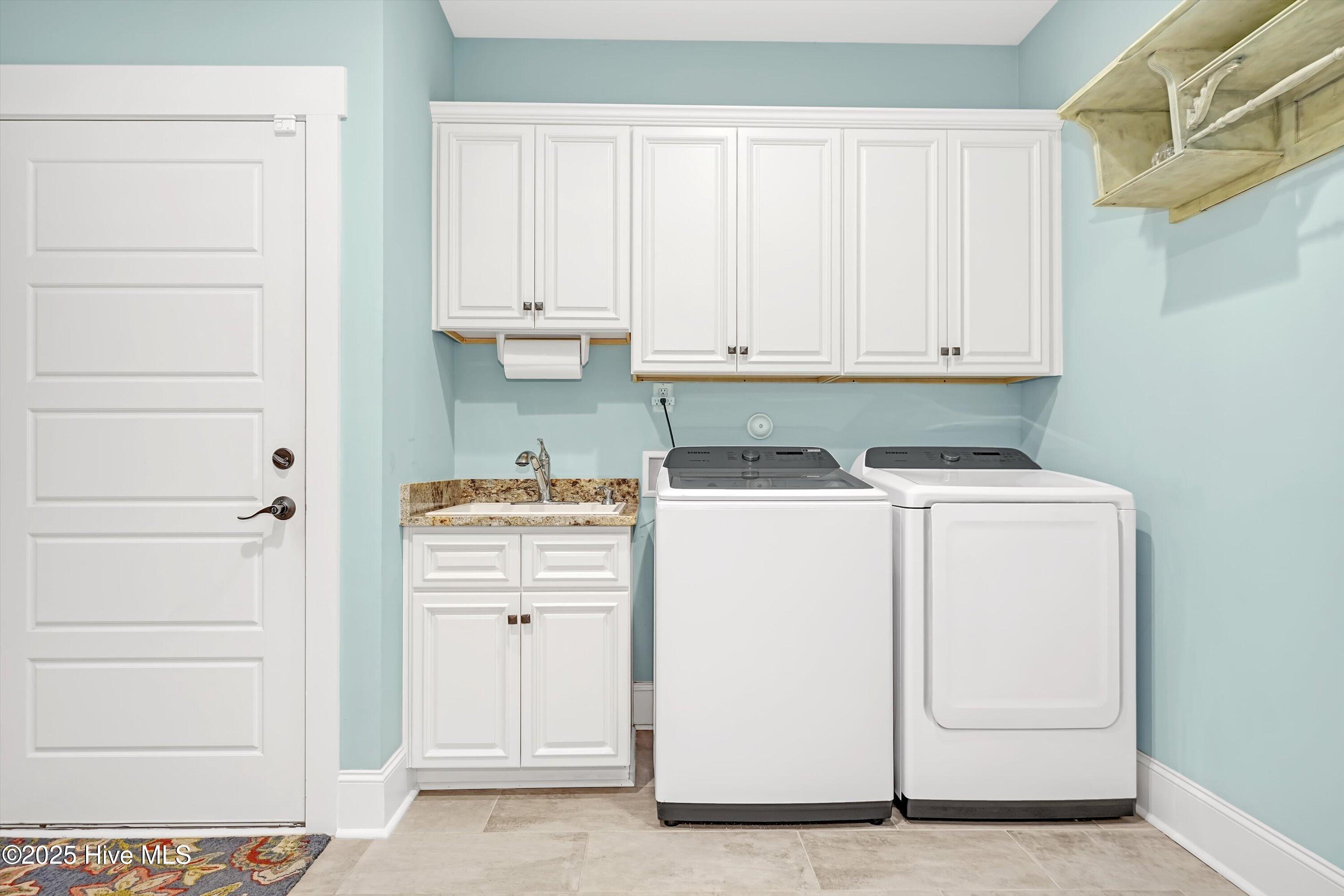 6177 Compass Court, Southport