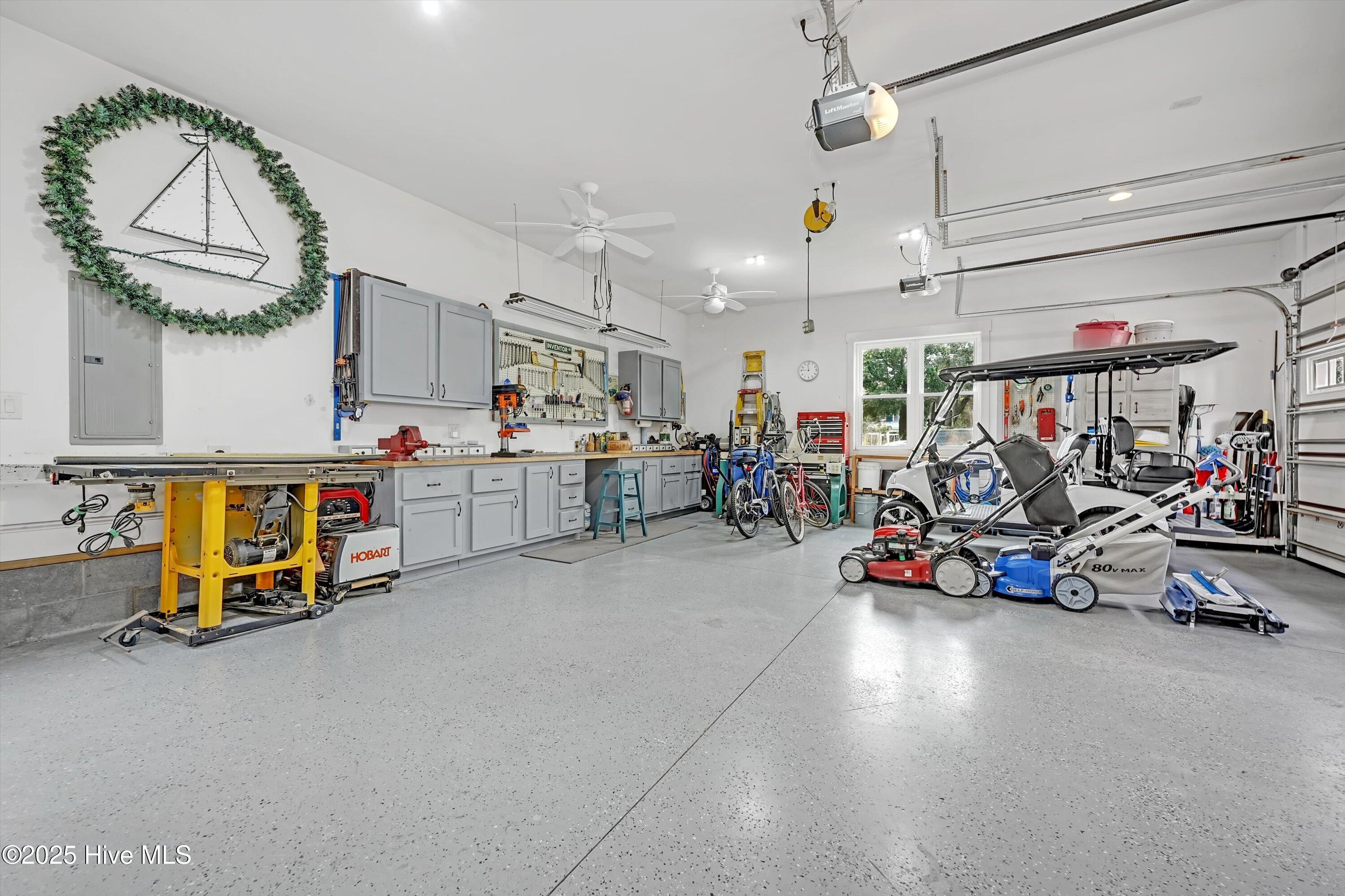 6177 Compass Court, Southport