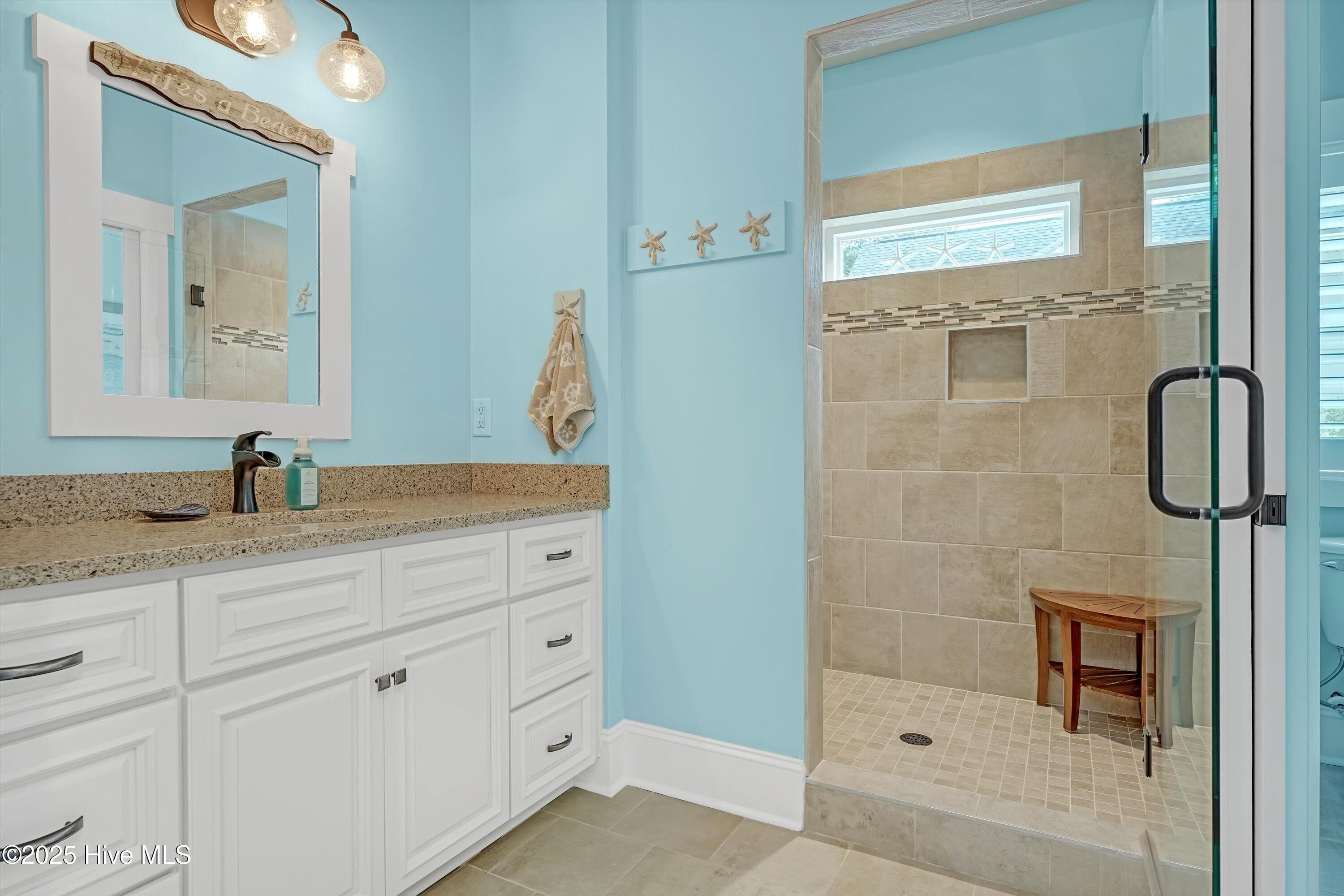 6177 Compass Court, Southport