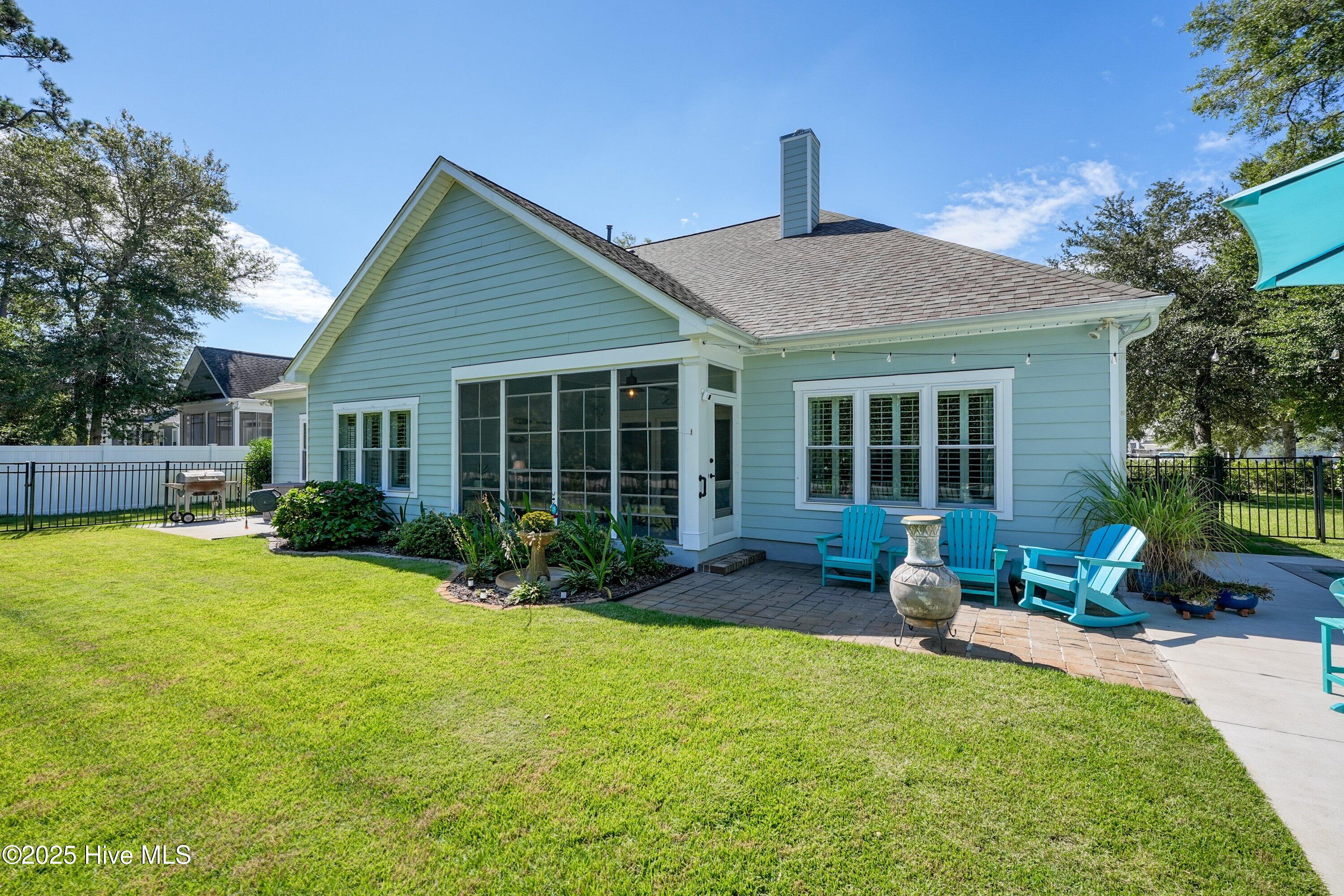 6177 Compass Court, Southport