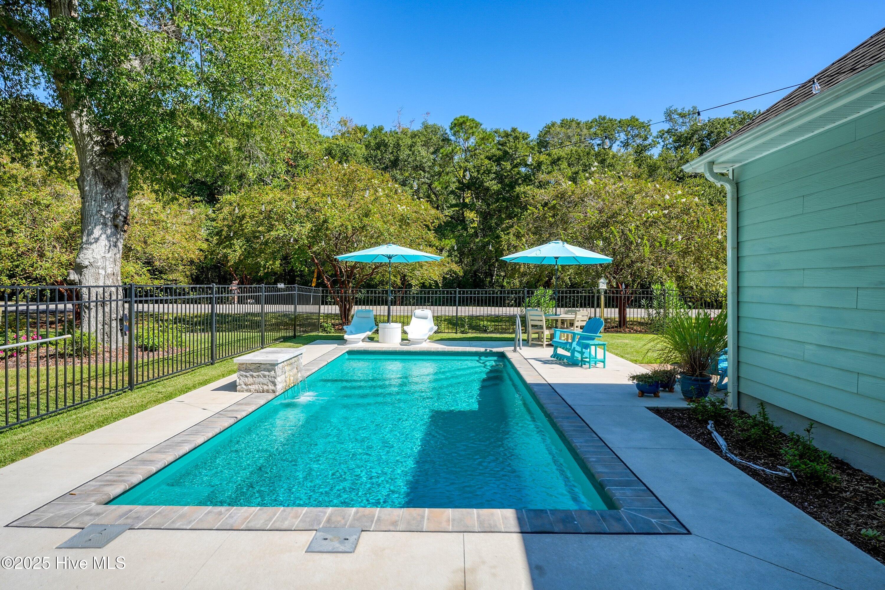 6177 Compass Court, Southport