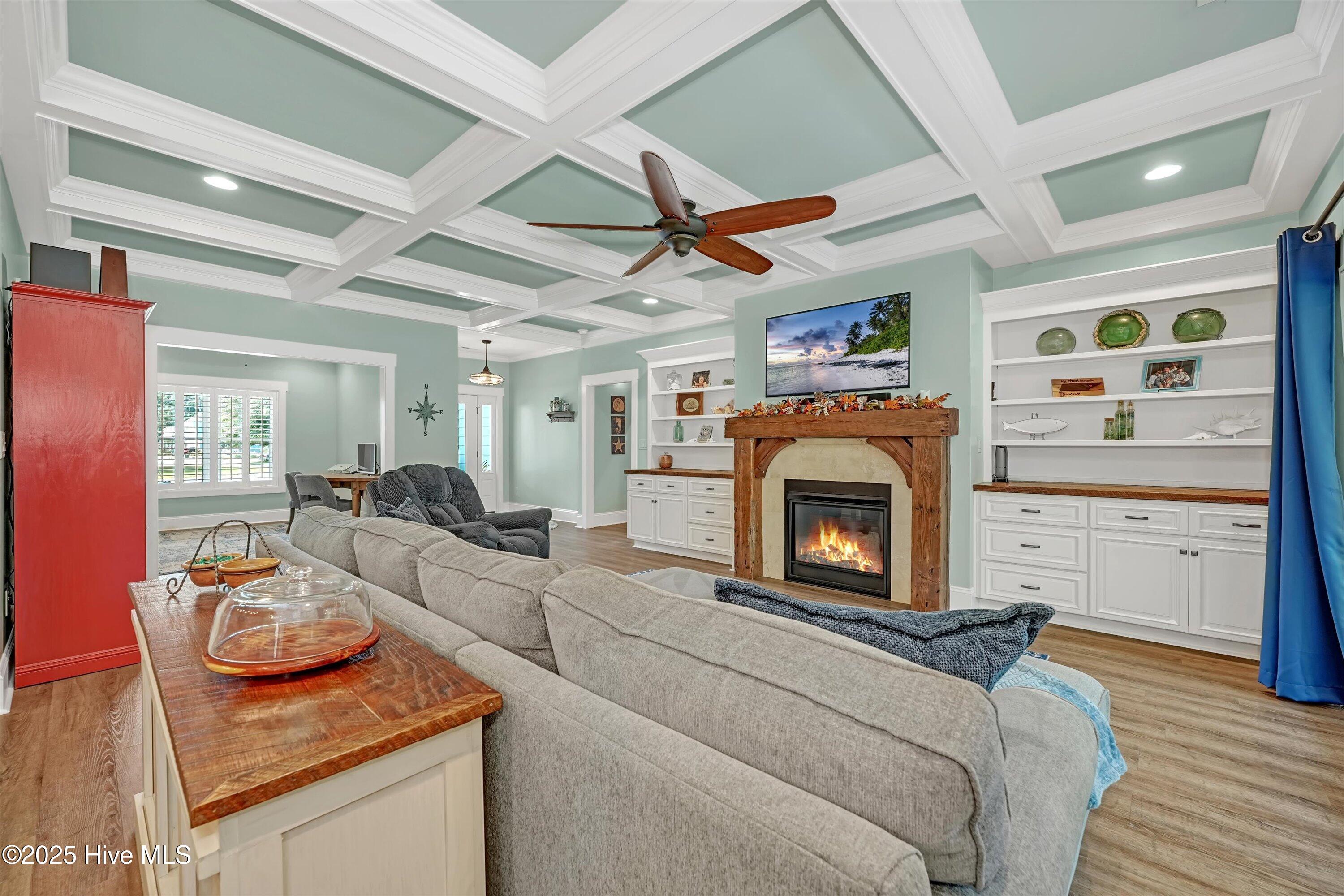 6177 Compass Court, Southport