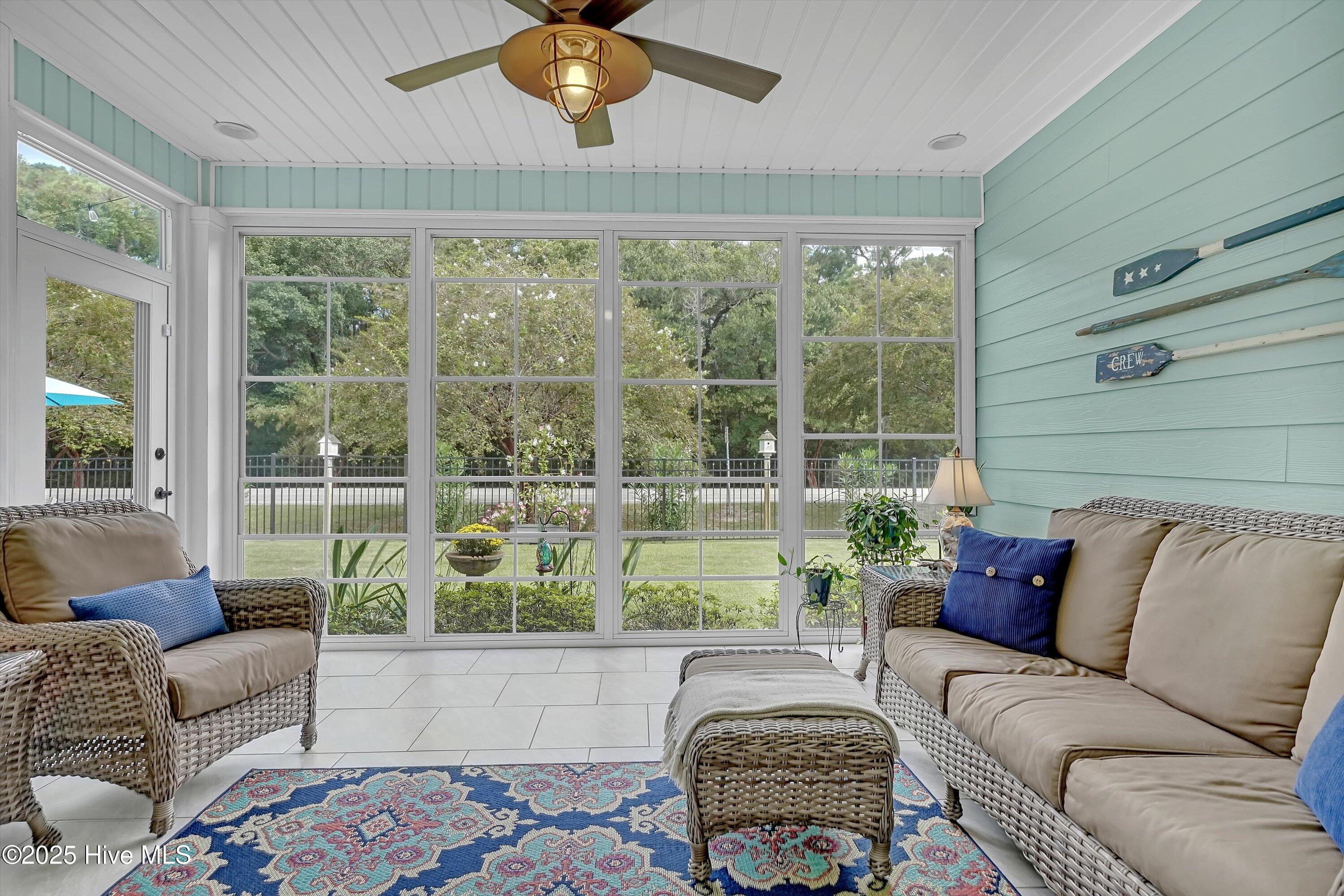 6177 Compass Court, Southport