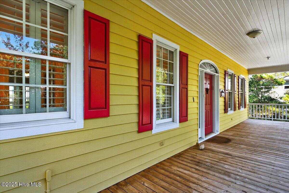 5990 Dutchman Creek Road