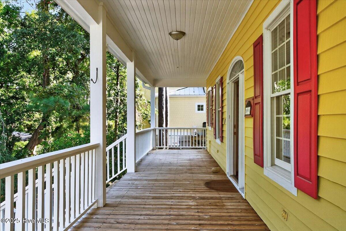 5990 Dutchman Creek Road