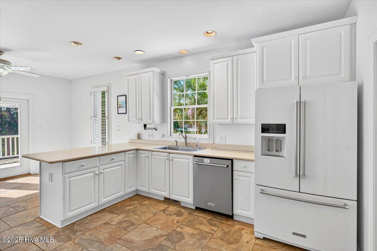 5990 Dutchman Creek Road