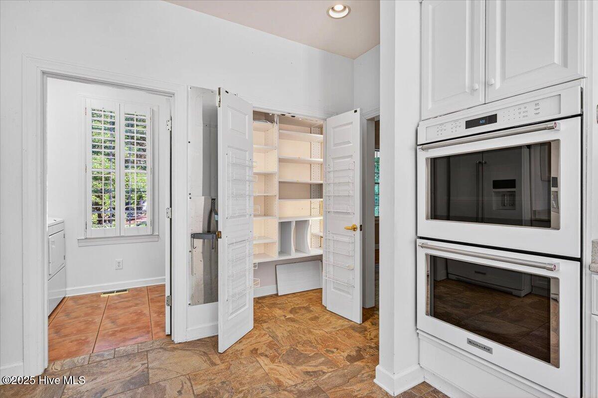 5990 Dutchman Creek Road