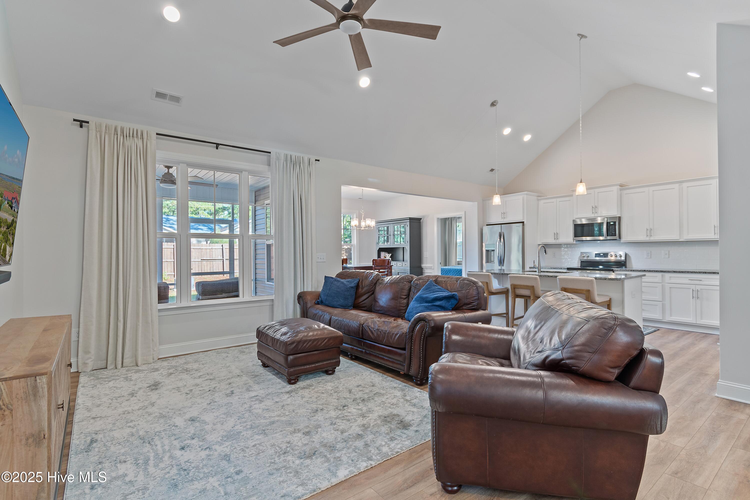 1217 N Shore Drive