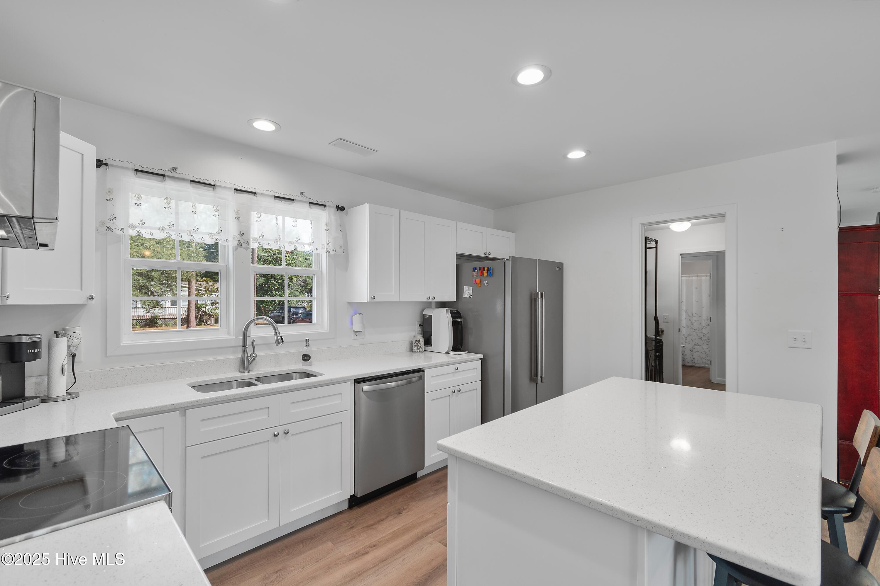 1034 Bayside Lane
