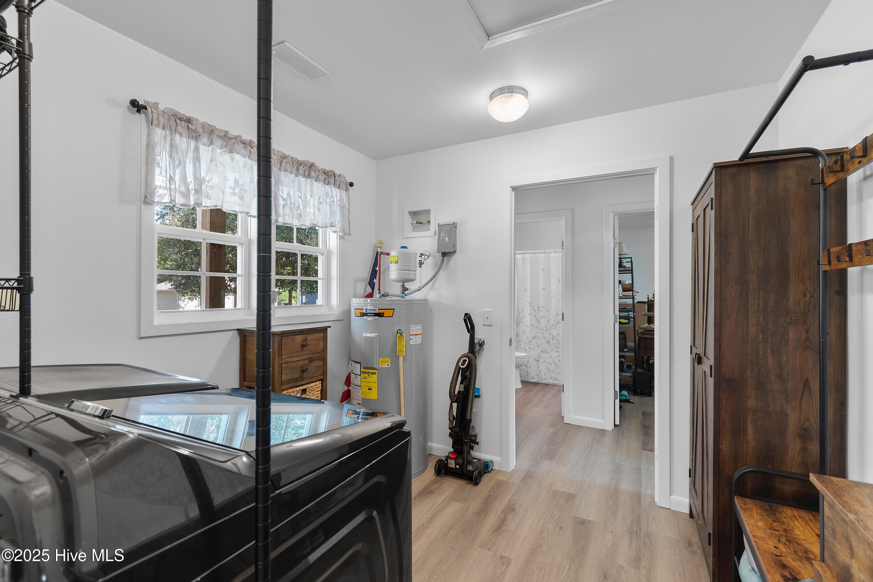1034 Bayside Lane