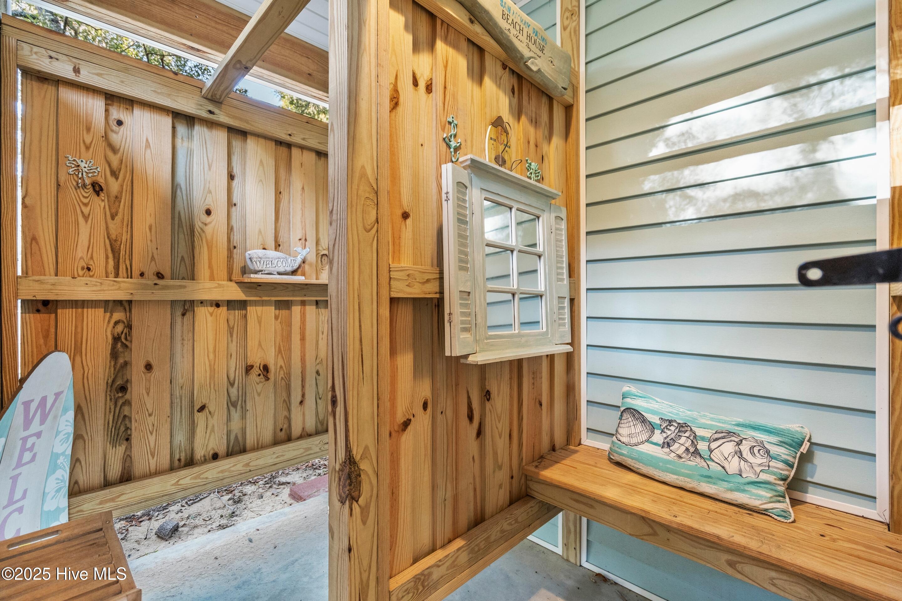148 NW 4th Street
