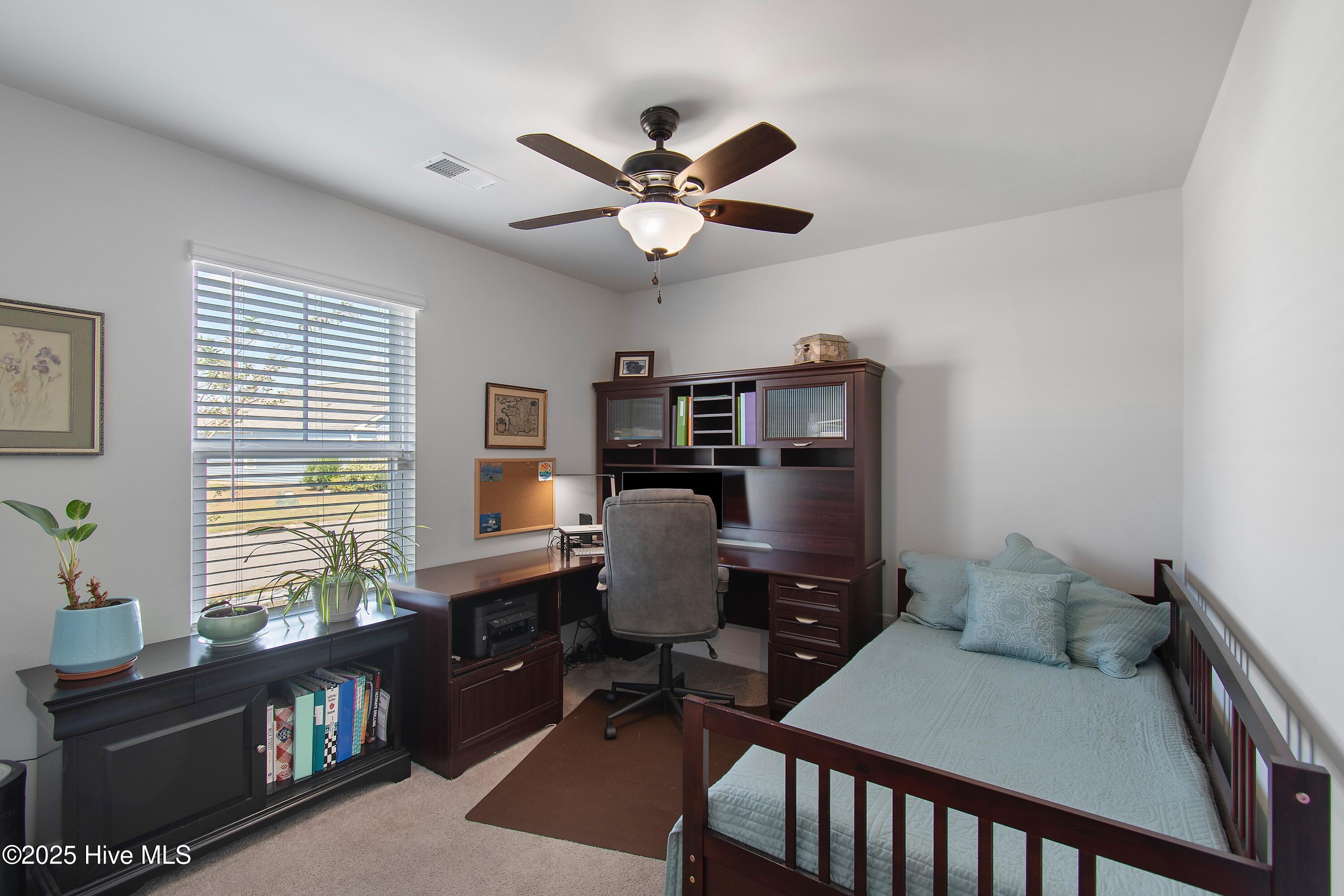 289 Kite Circle NE
