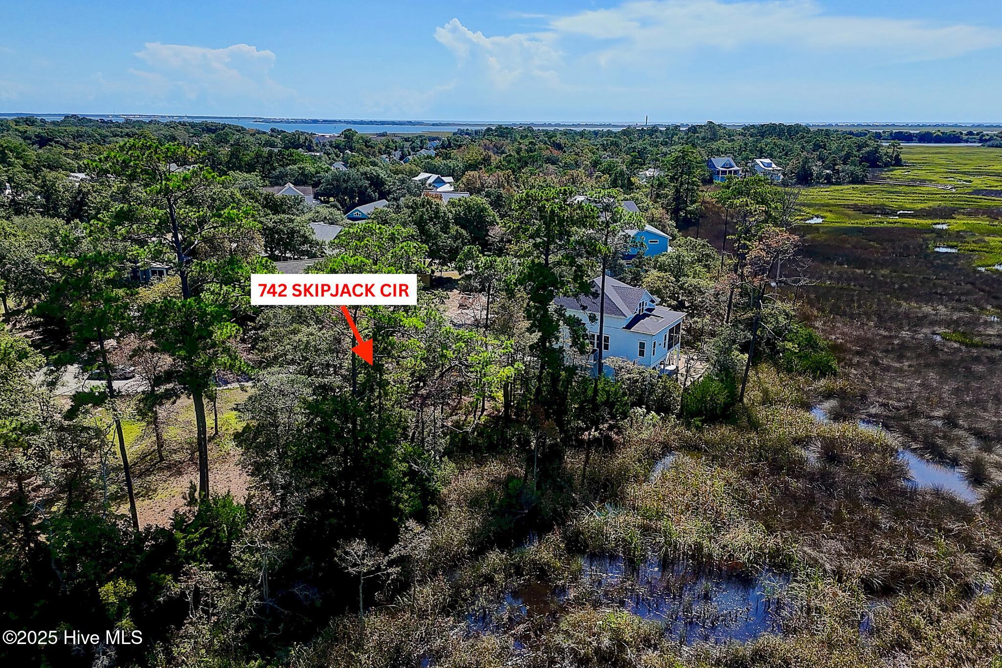 742 Skipjack Circle