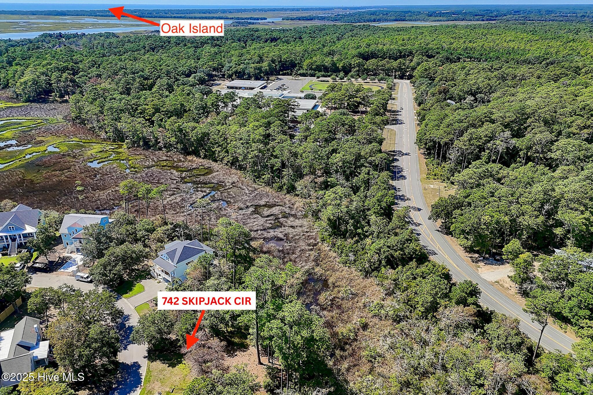 742 Skipjack Circle