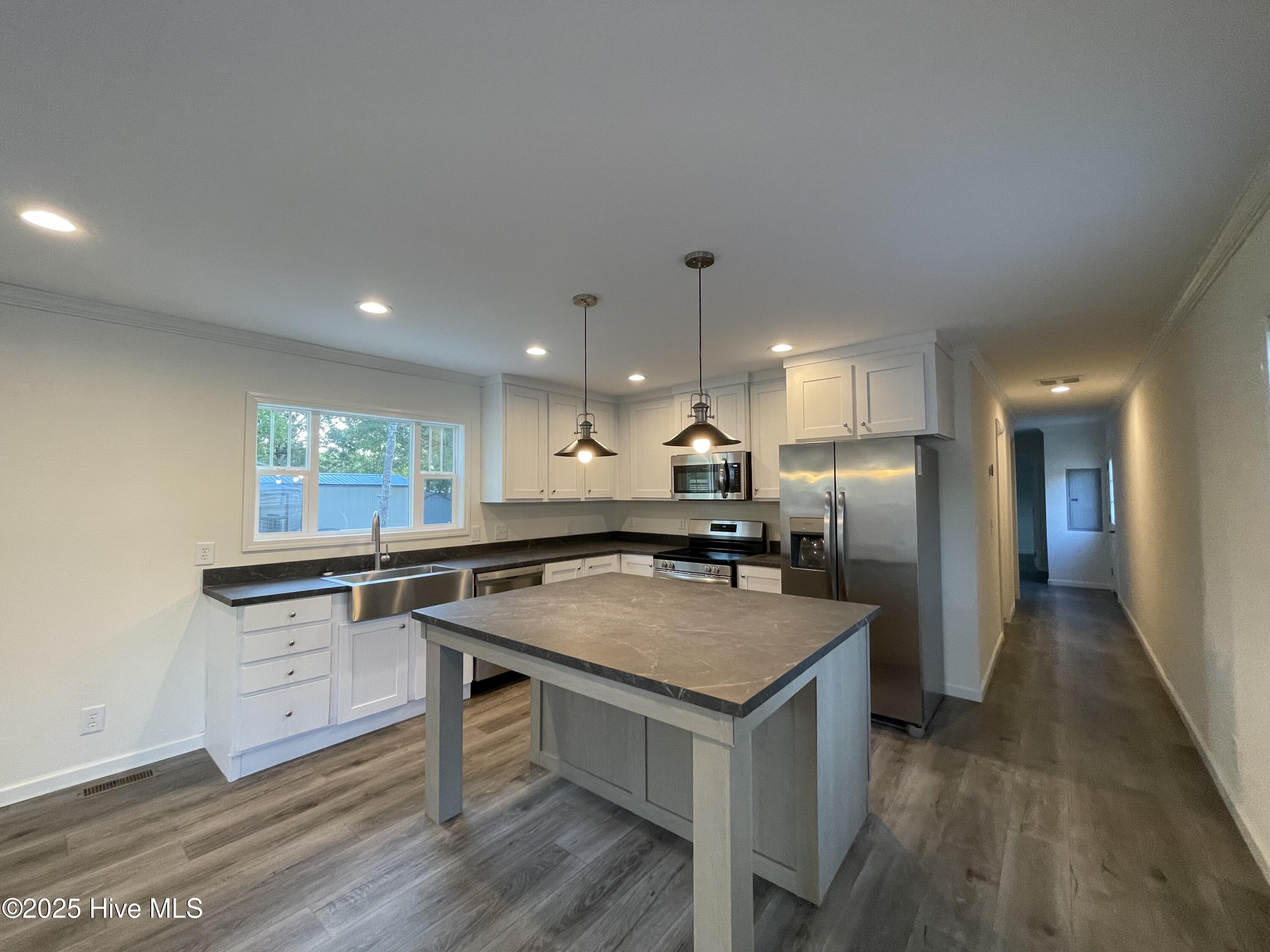 2019 Cedar Lane SW