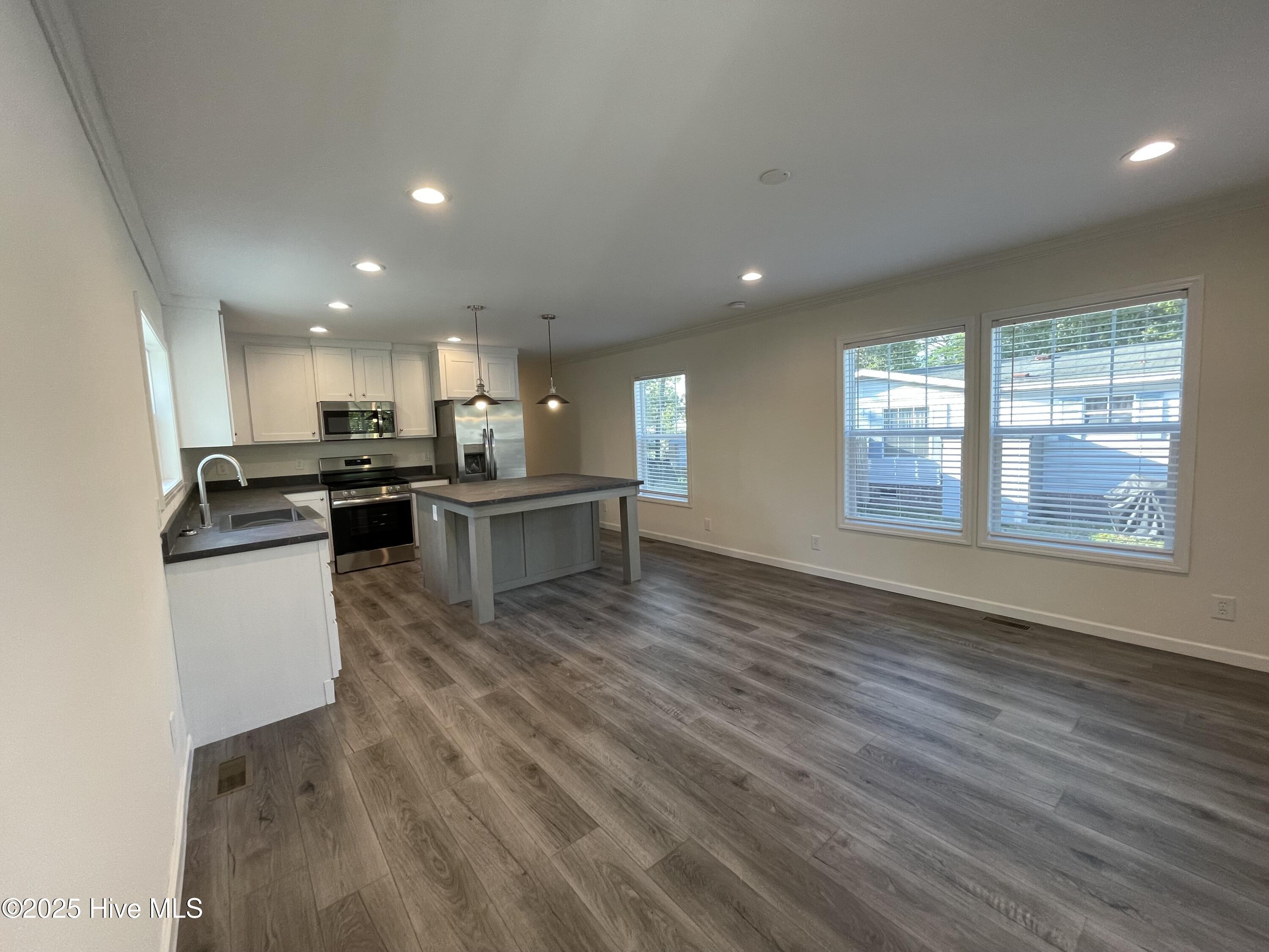 2019 Cedar Lane SW
