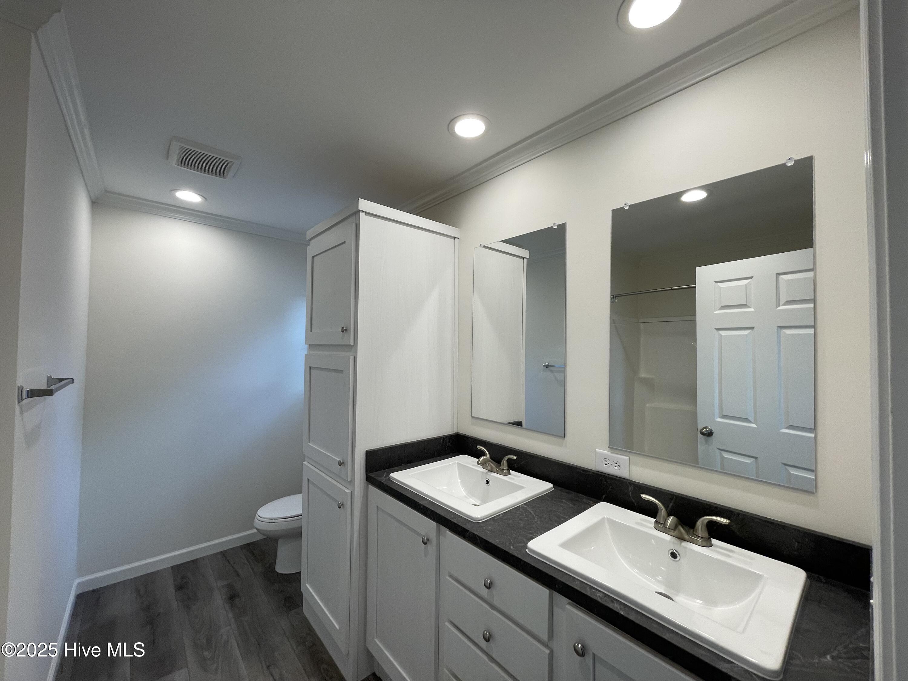 2019 Cedar Lane SW