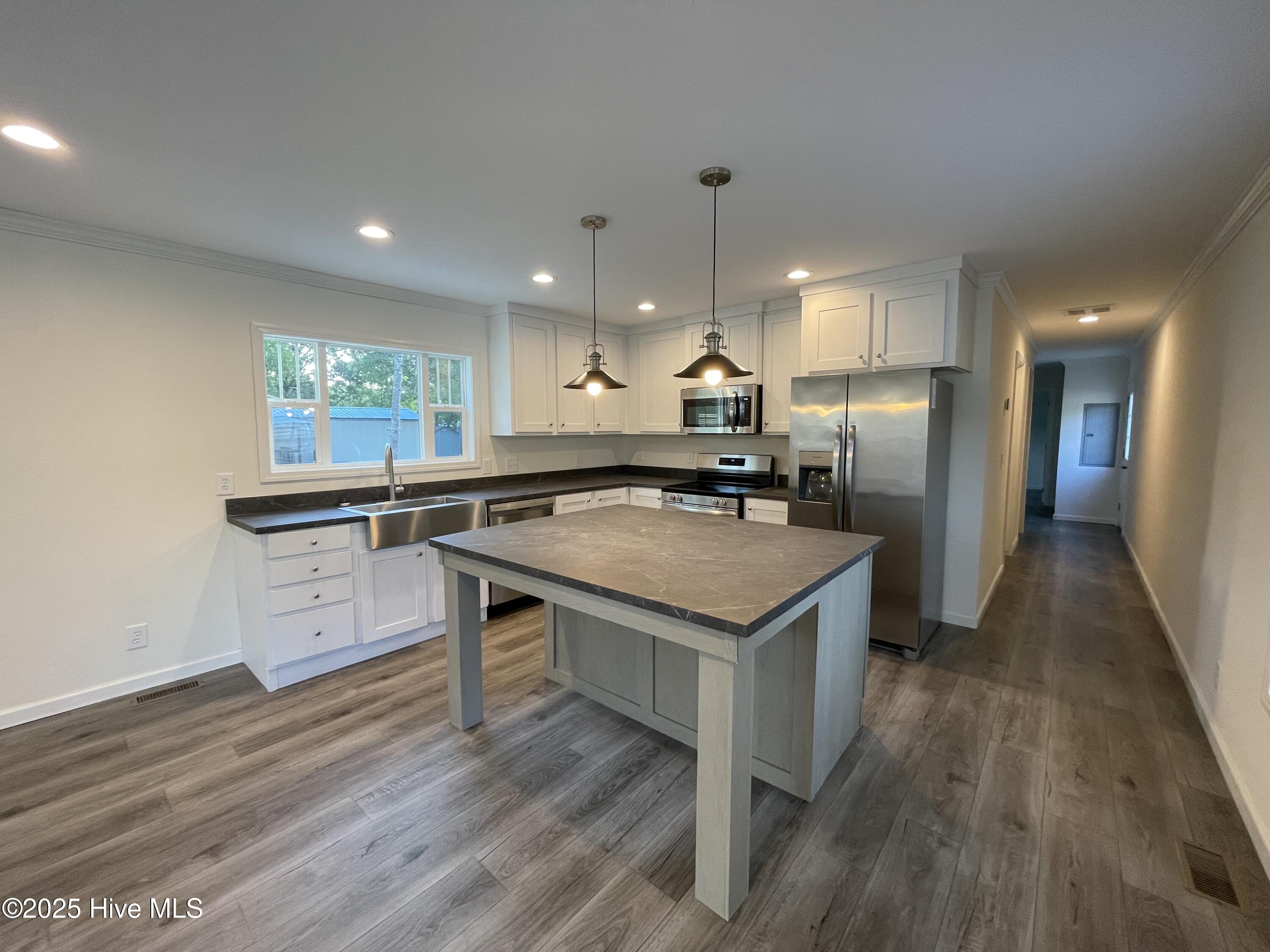 2019 Cedar Lane SW