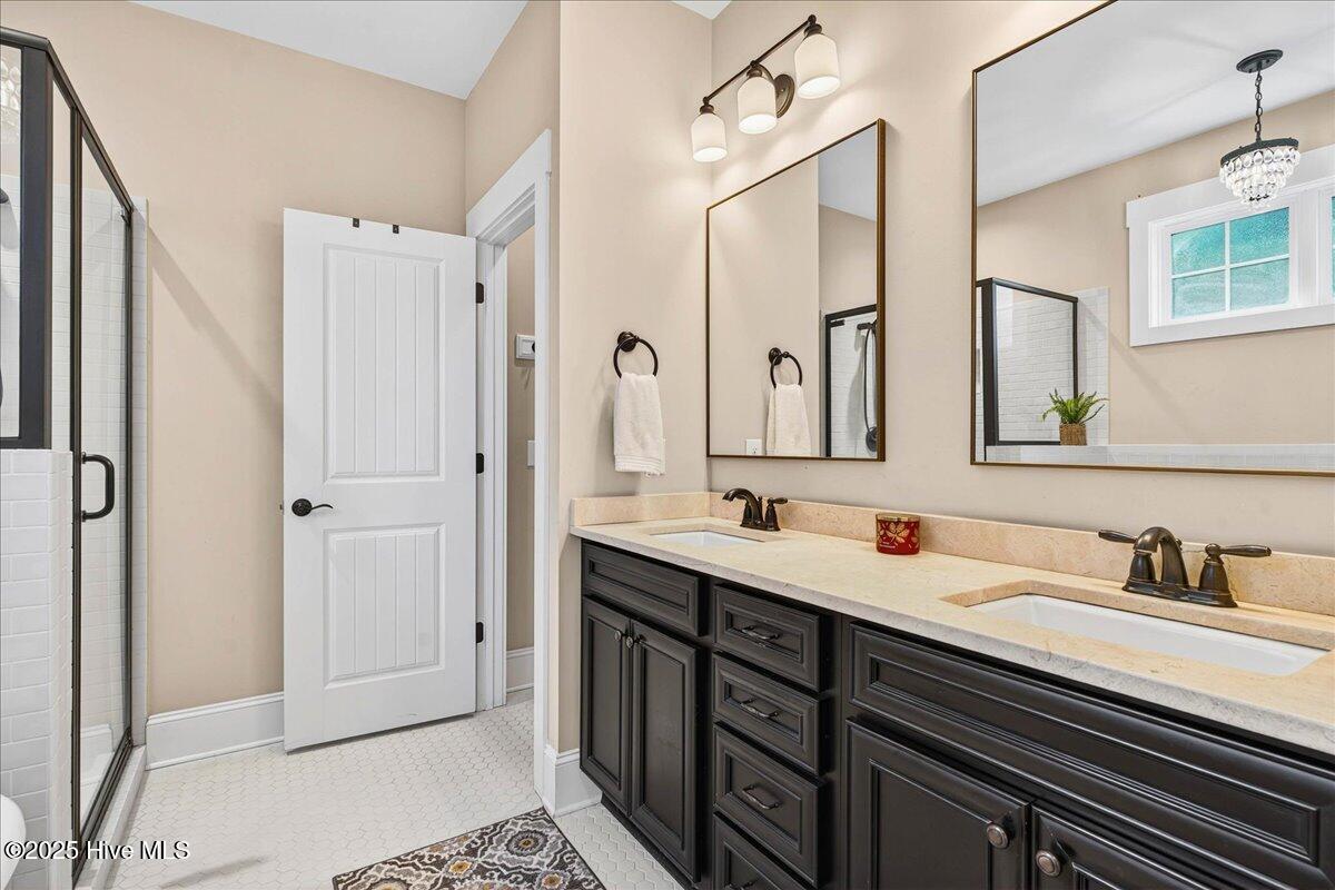 818 Cades Trail, Southport