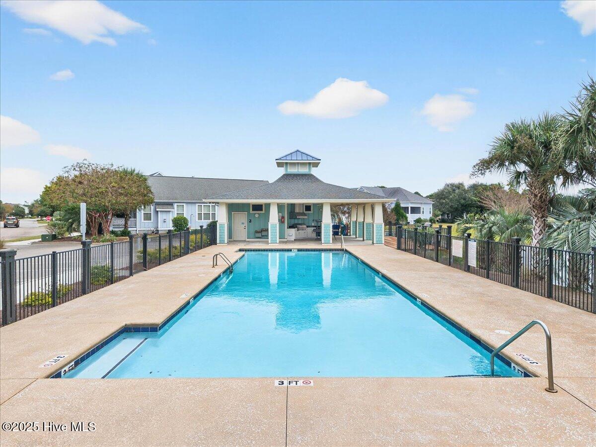 818 Cades Trail, Southport
