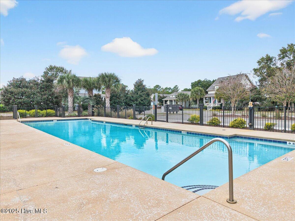 818 Cades Trail, Southport