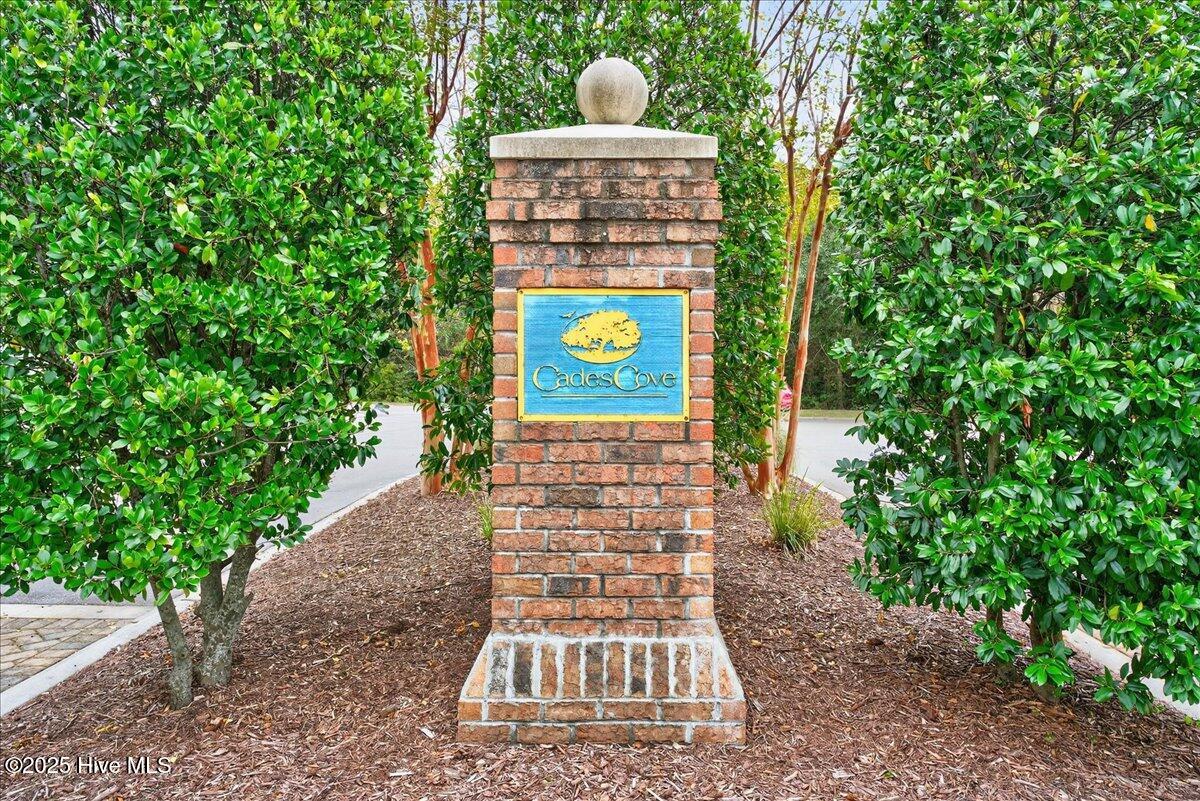 818 Cades Trail, Southport