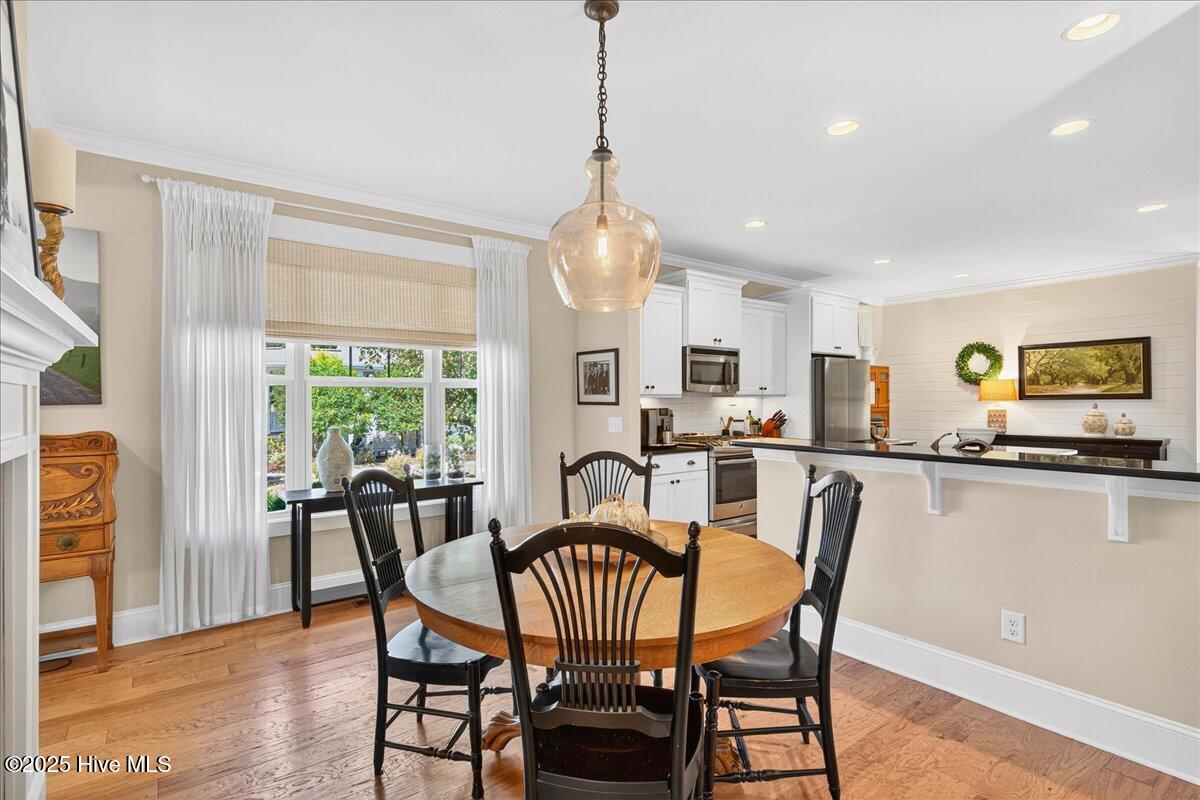 818 Cades Trail, Southport