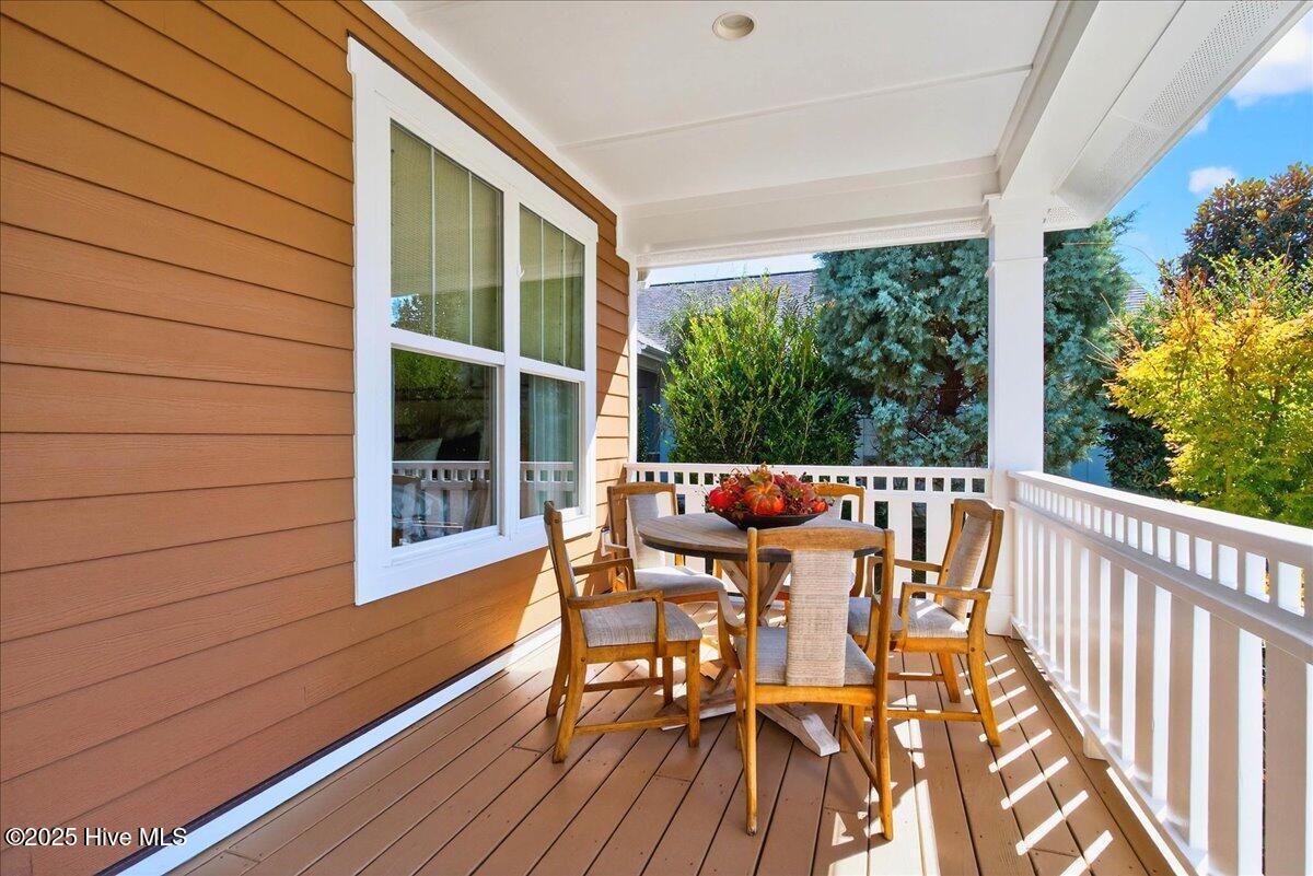 818 Cades Trail, Southport