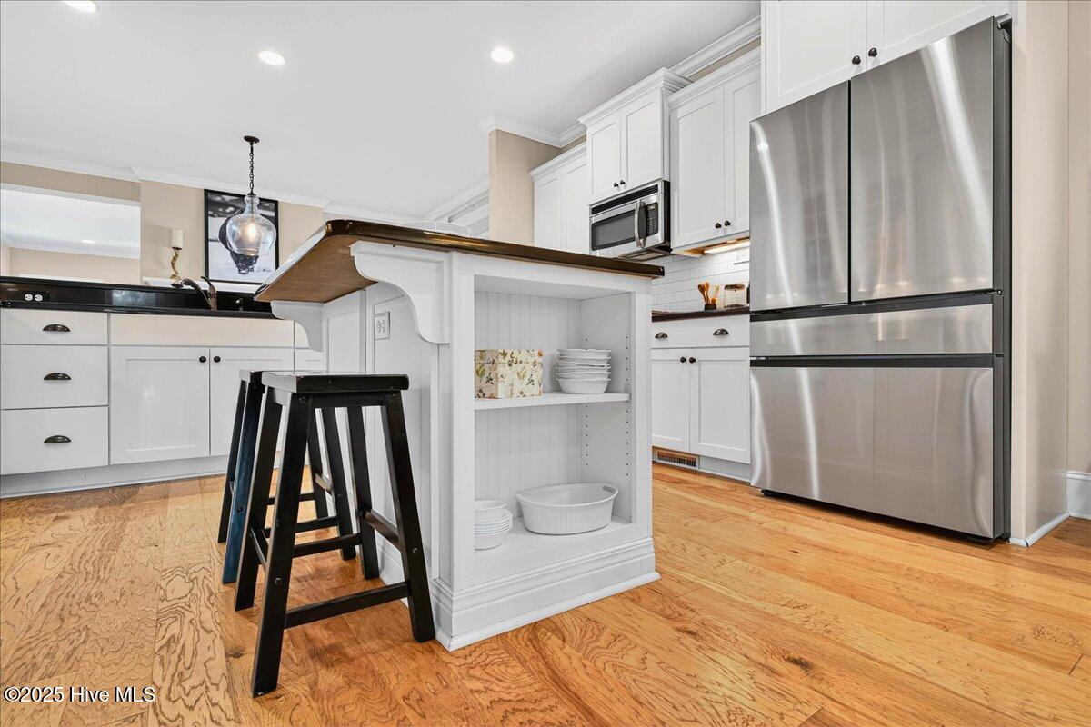 818 Cades Trail, Southport