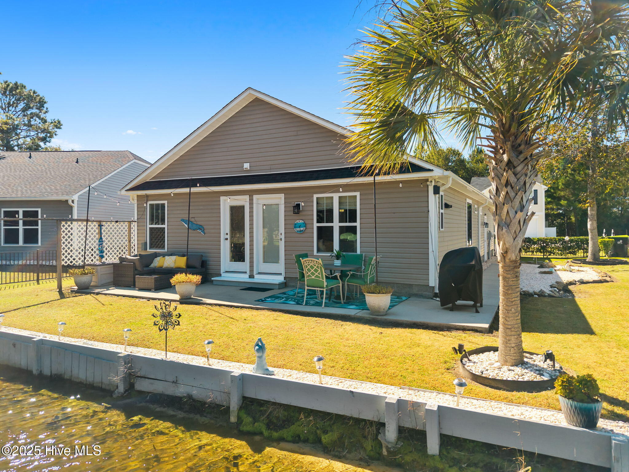 1480 Gate Hill Road SE, Bolivia