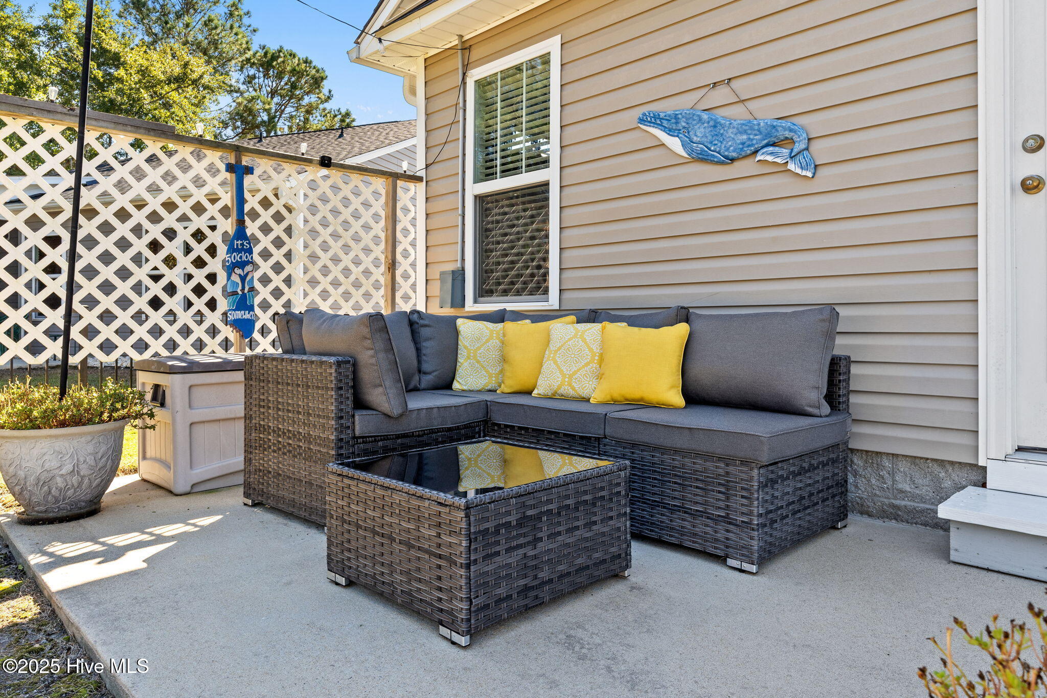 1480 Gate Hill Road SE, Bolivia