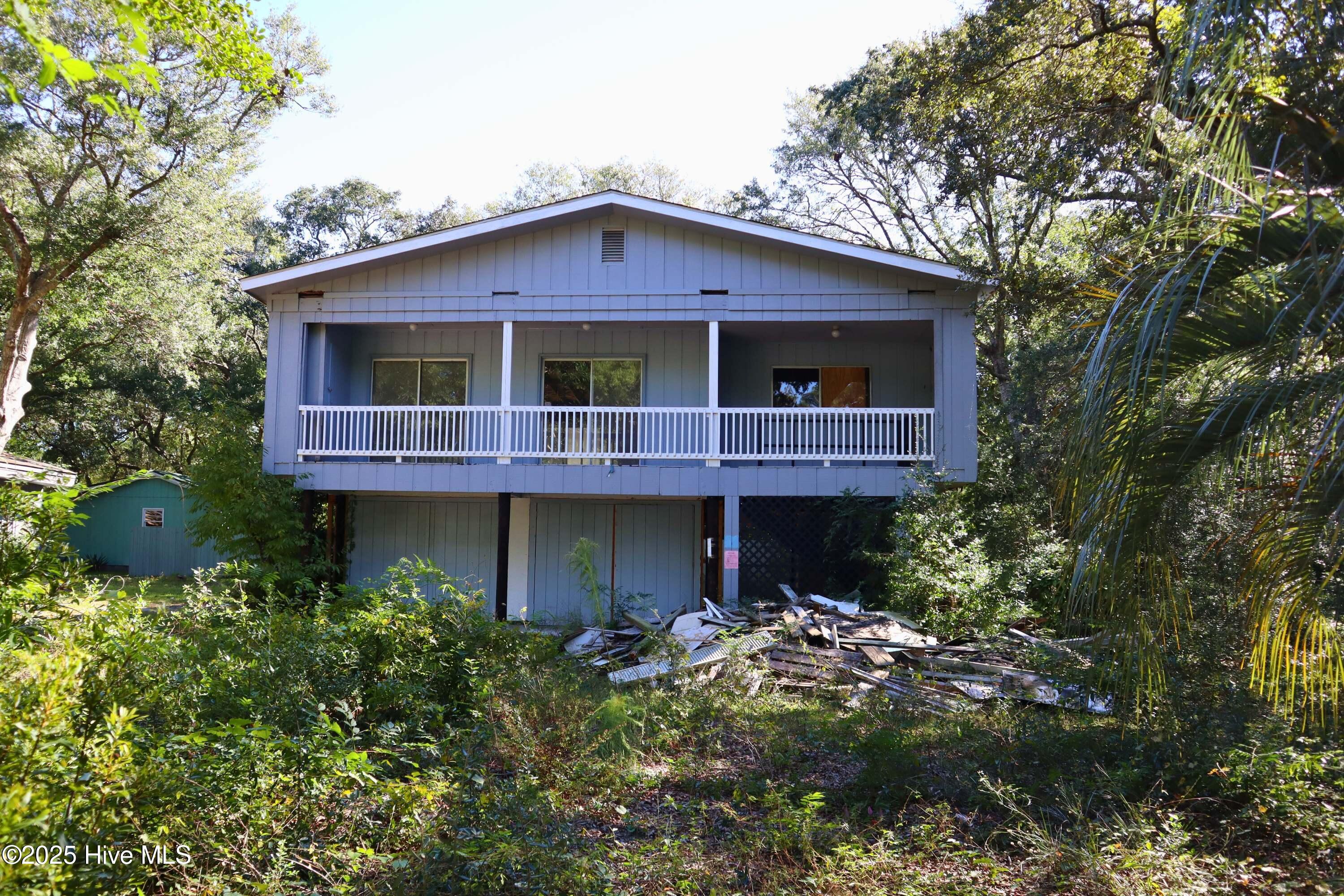 116 SW 6th Street, Oak Island