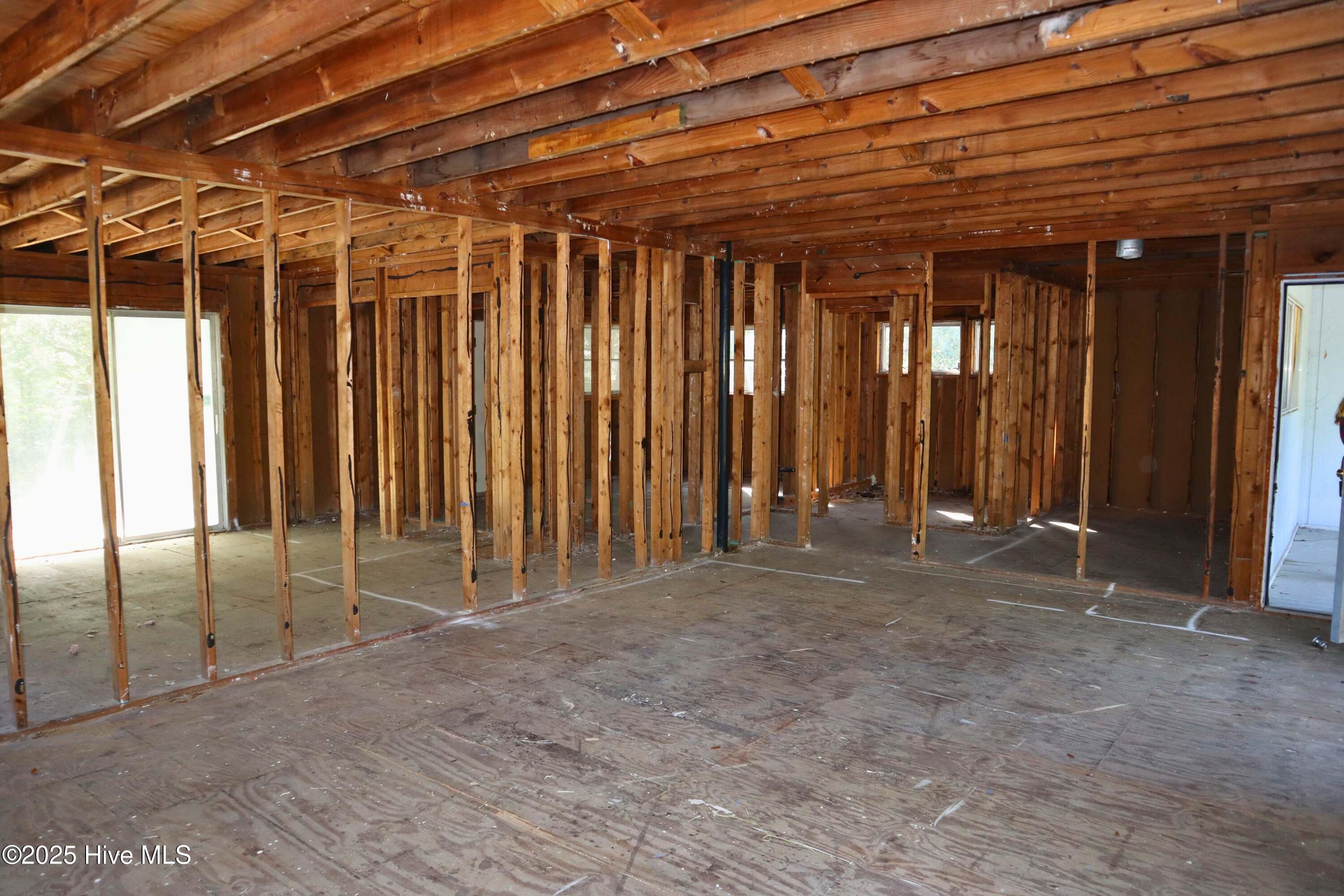 116 SW 6th Street, Oak Island