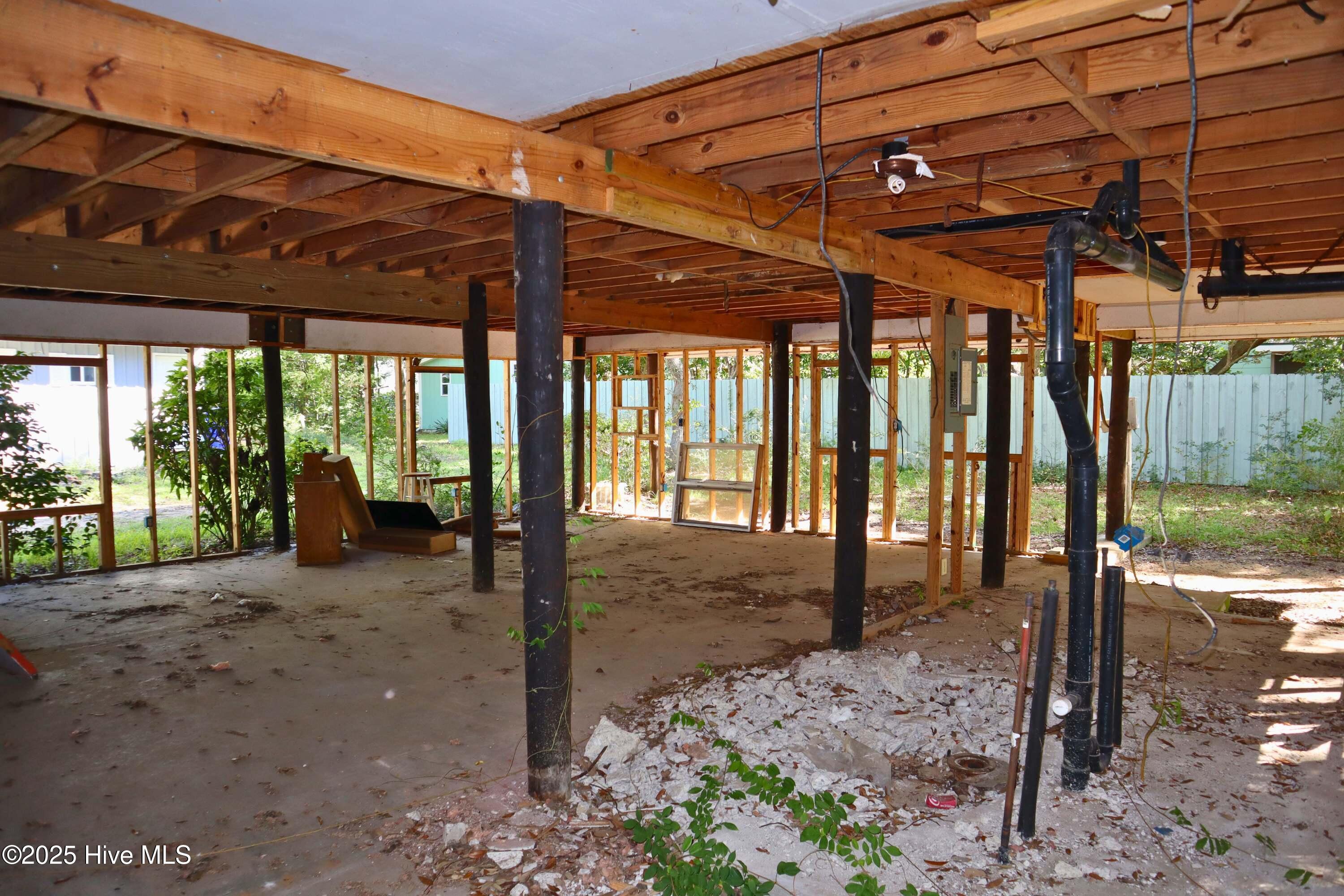 116 SW 6th Street, Oak Island