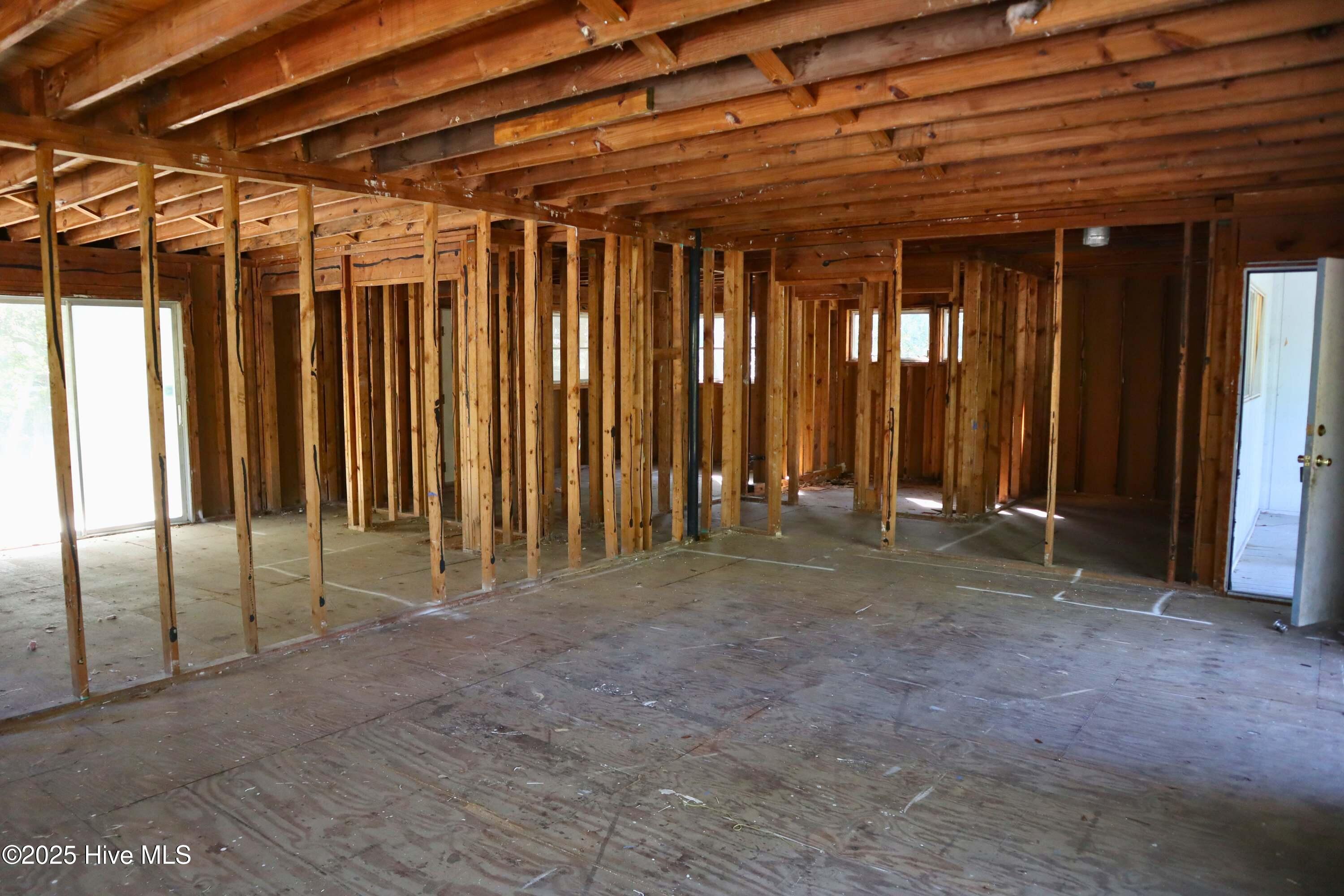 116 SW 6th Street, Oak Island