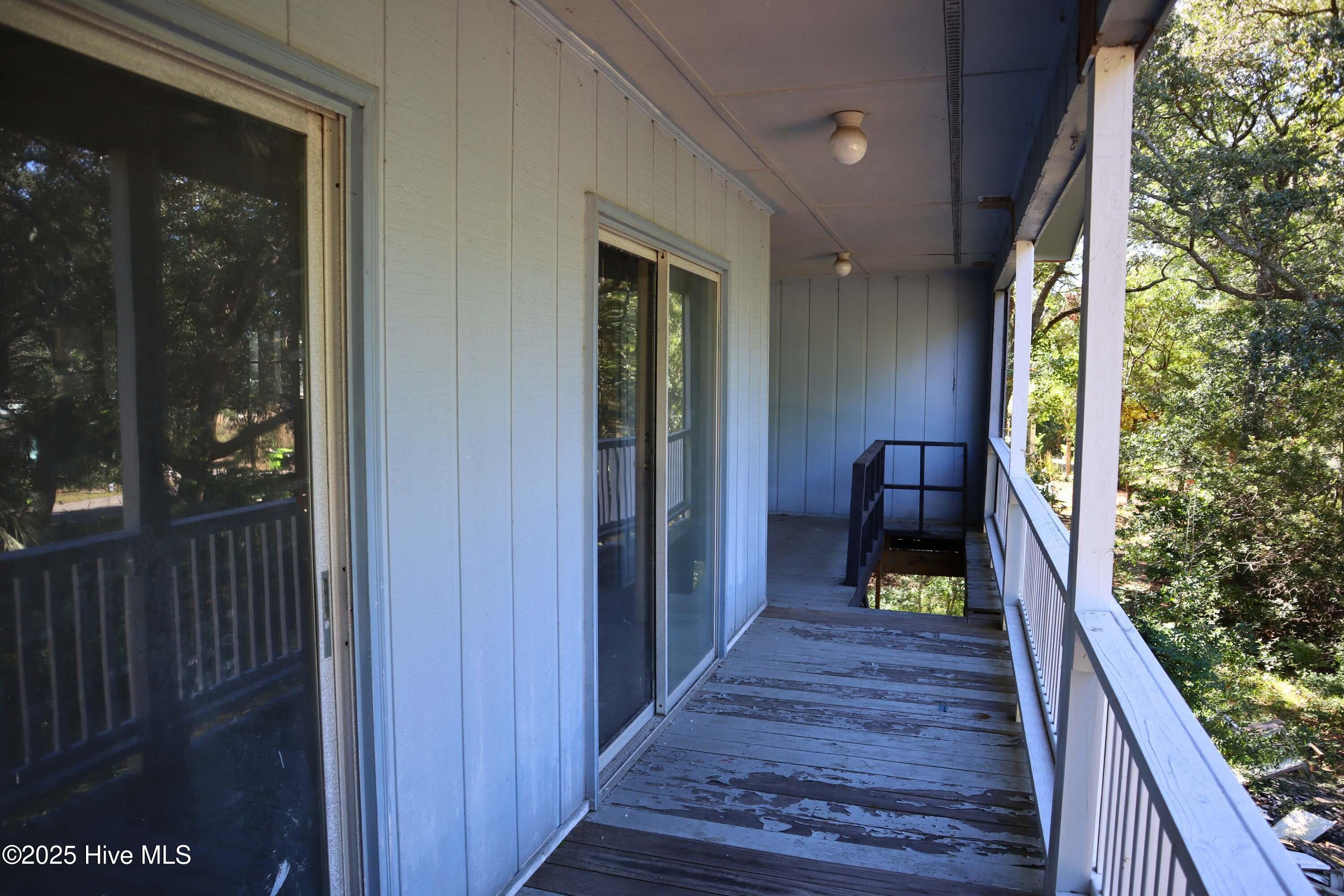 116 SW 6th Street, Oak Island