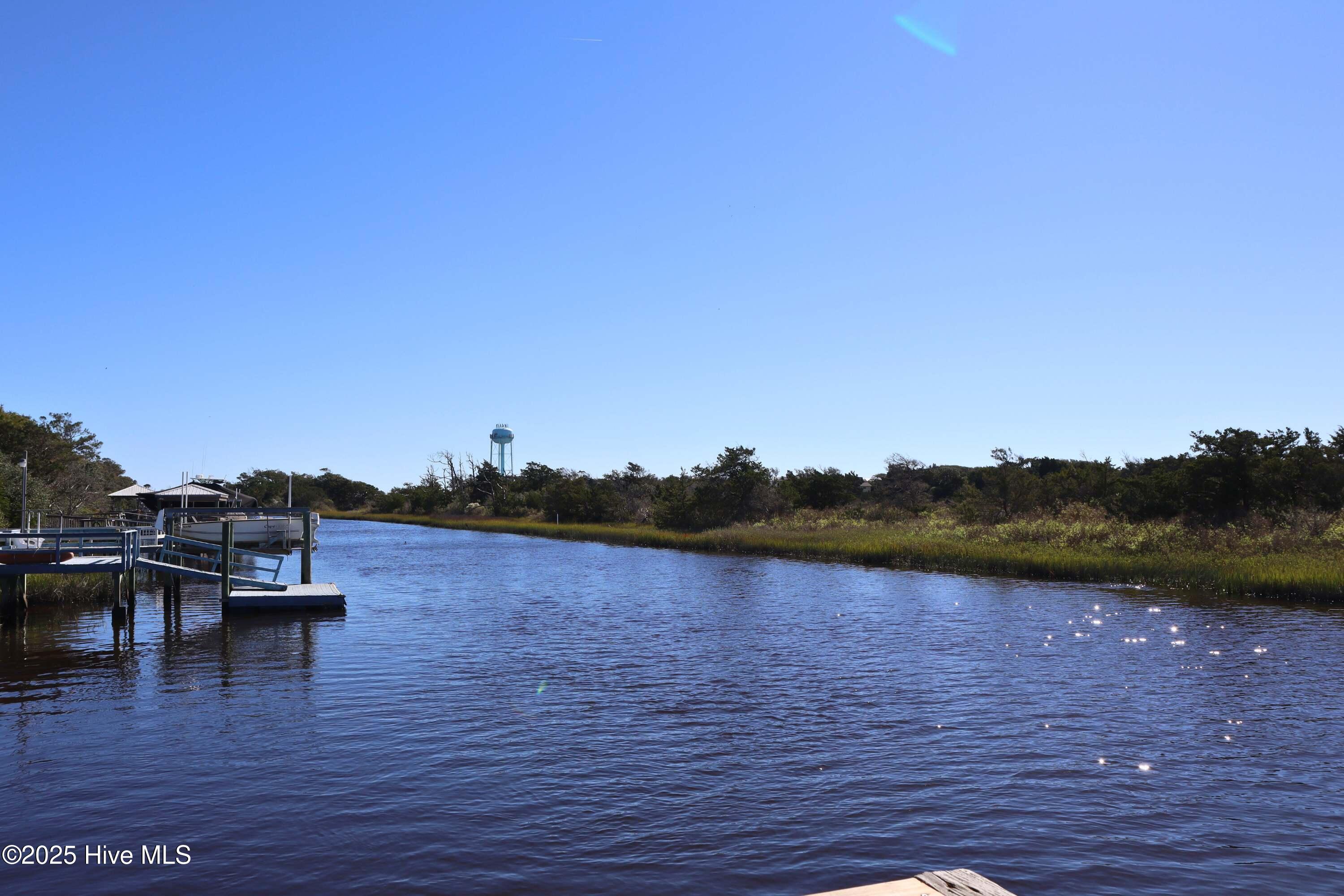 116 SW 6th Street, Oak Island