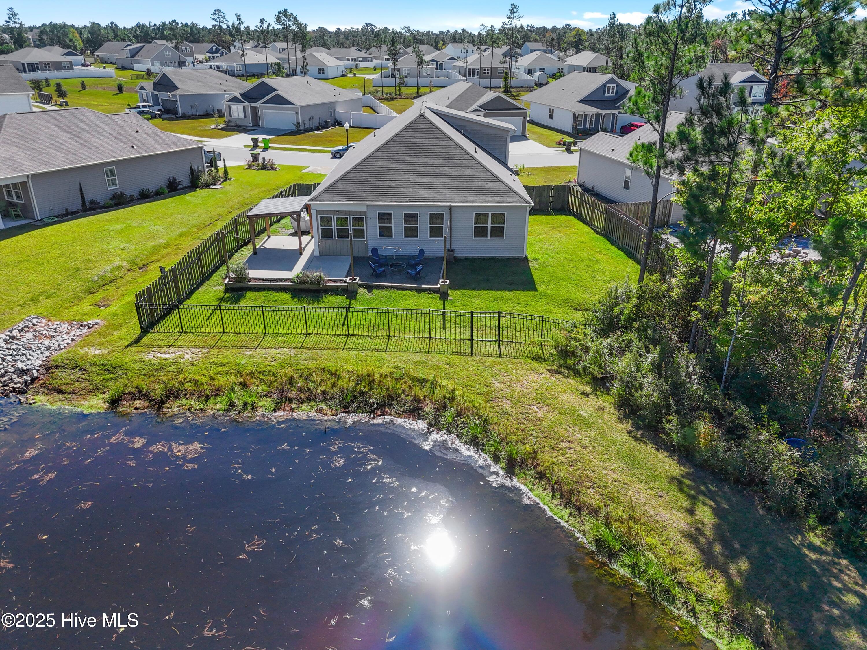 1724 Culdees Lane SE, Bolivia