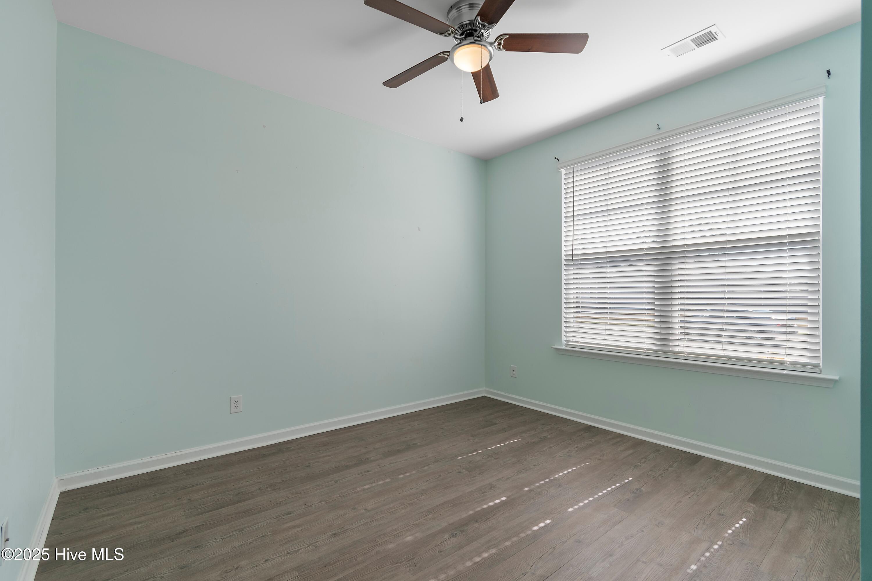 1724 Culdees Lane SE, Bolivia