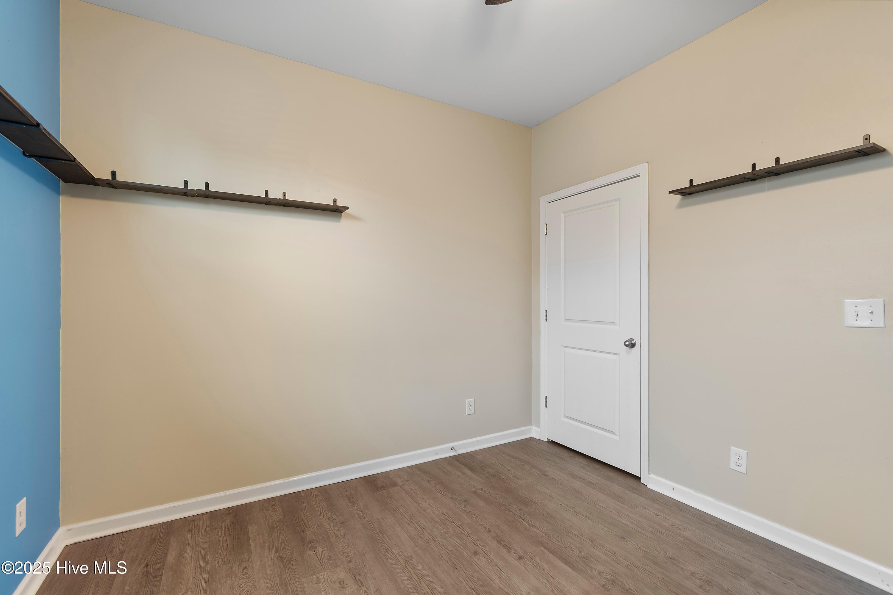 1724 Culdees Lane SE, Bolivia