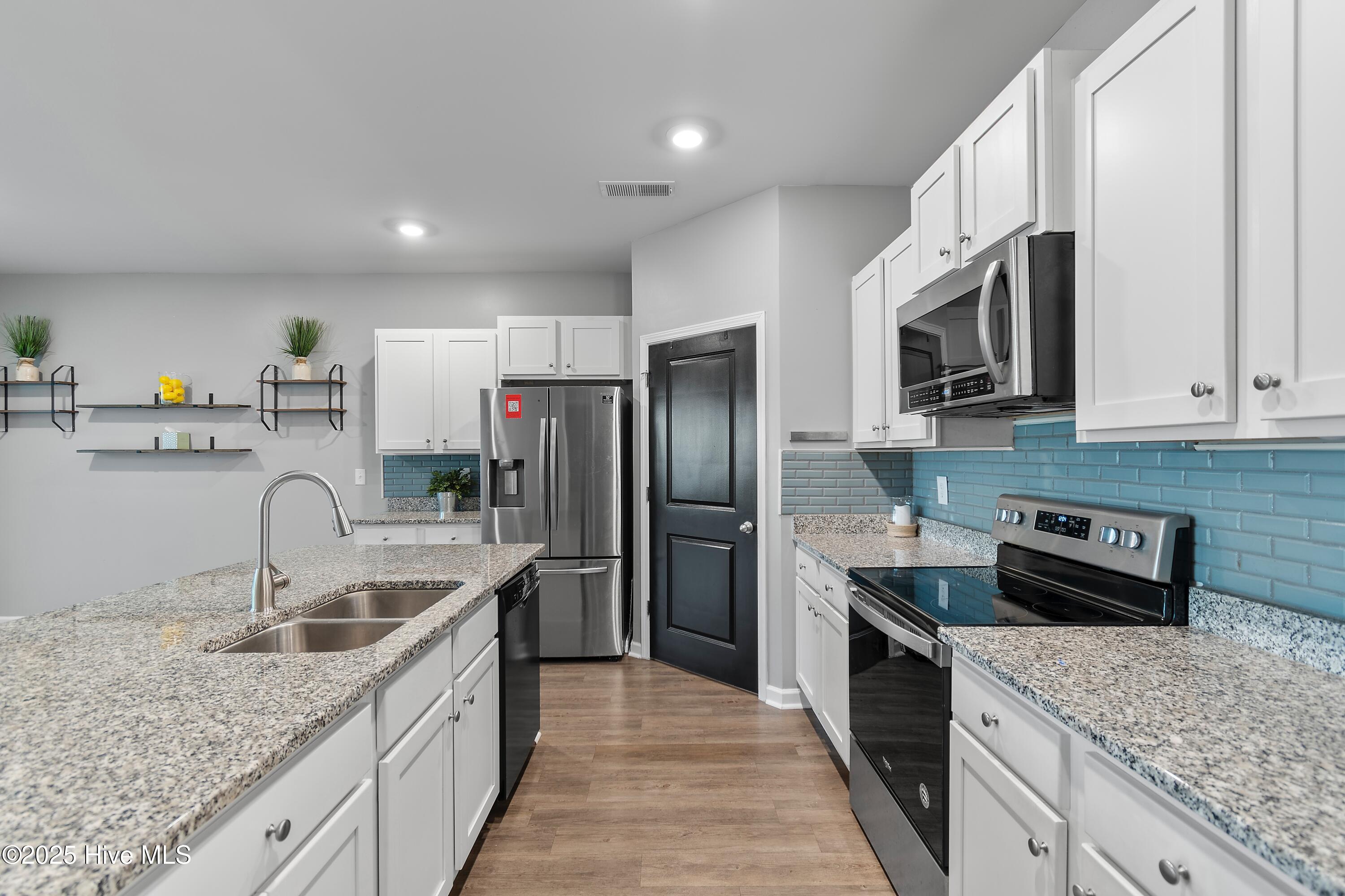 1724 Culdees Lane SE, Bolivia