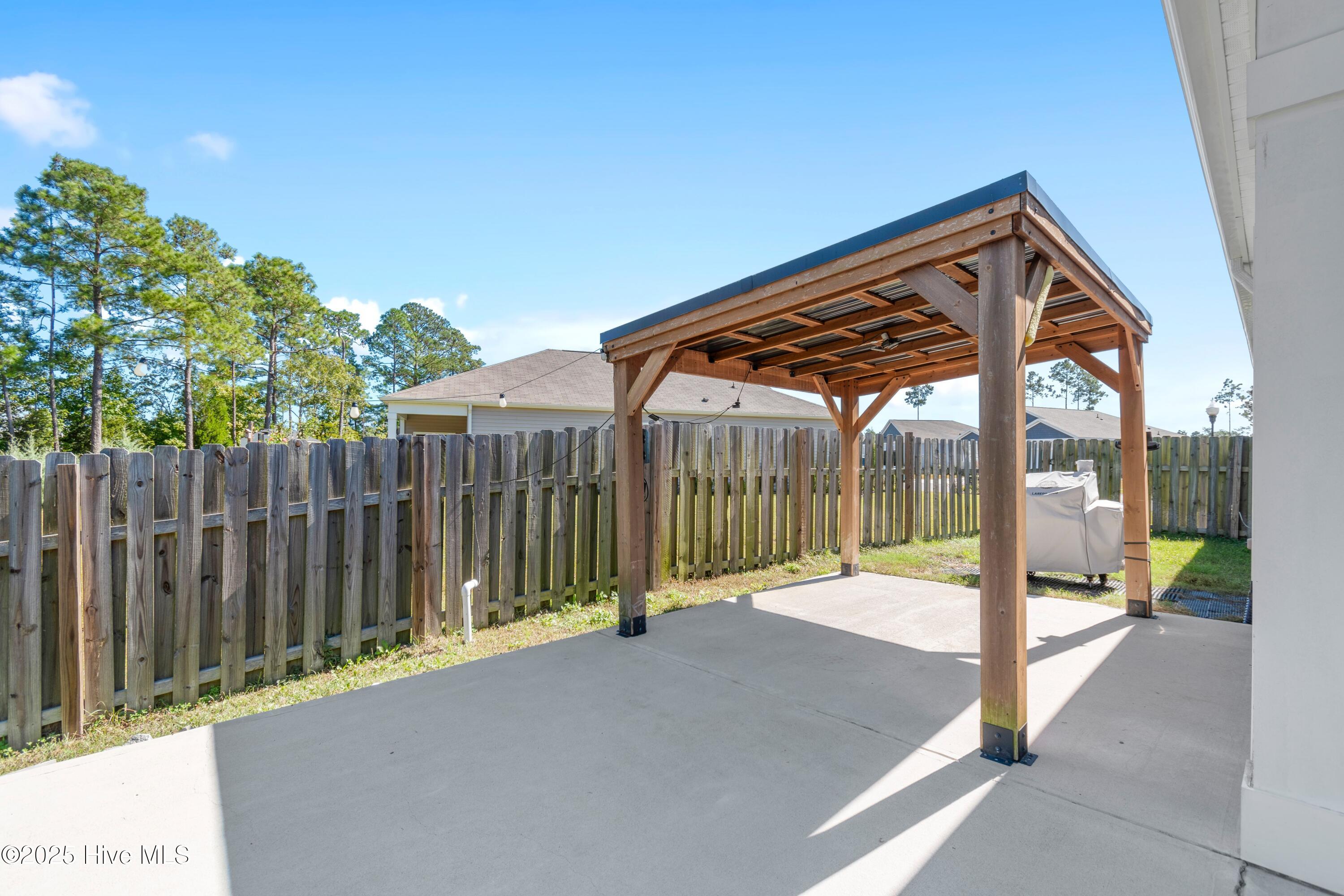 1724 Culdees Lane SE, Bolivia