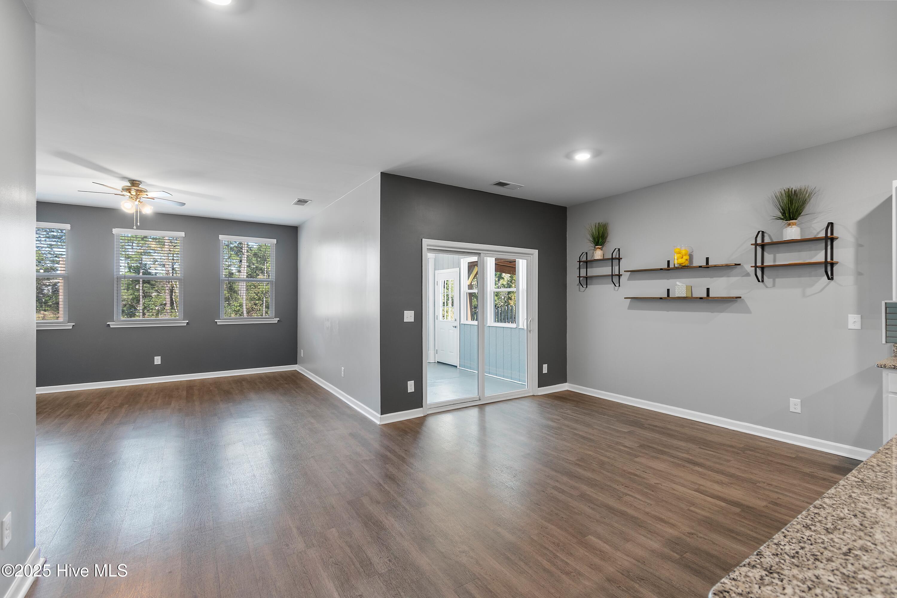 1724 Culdees Lane SE, Bolivia