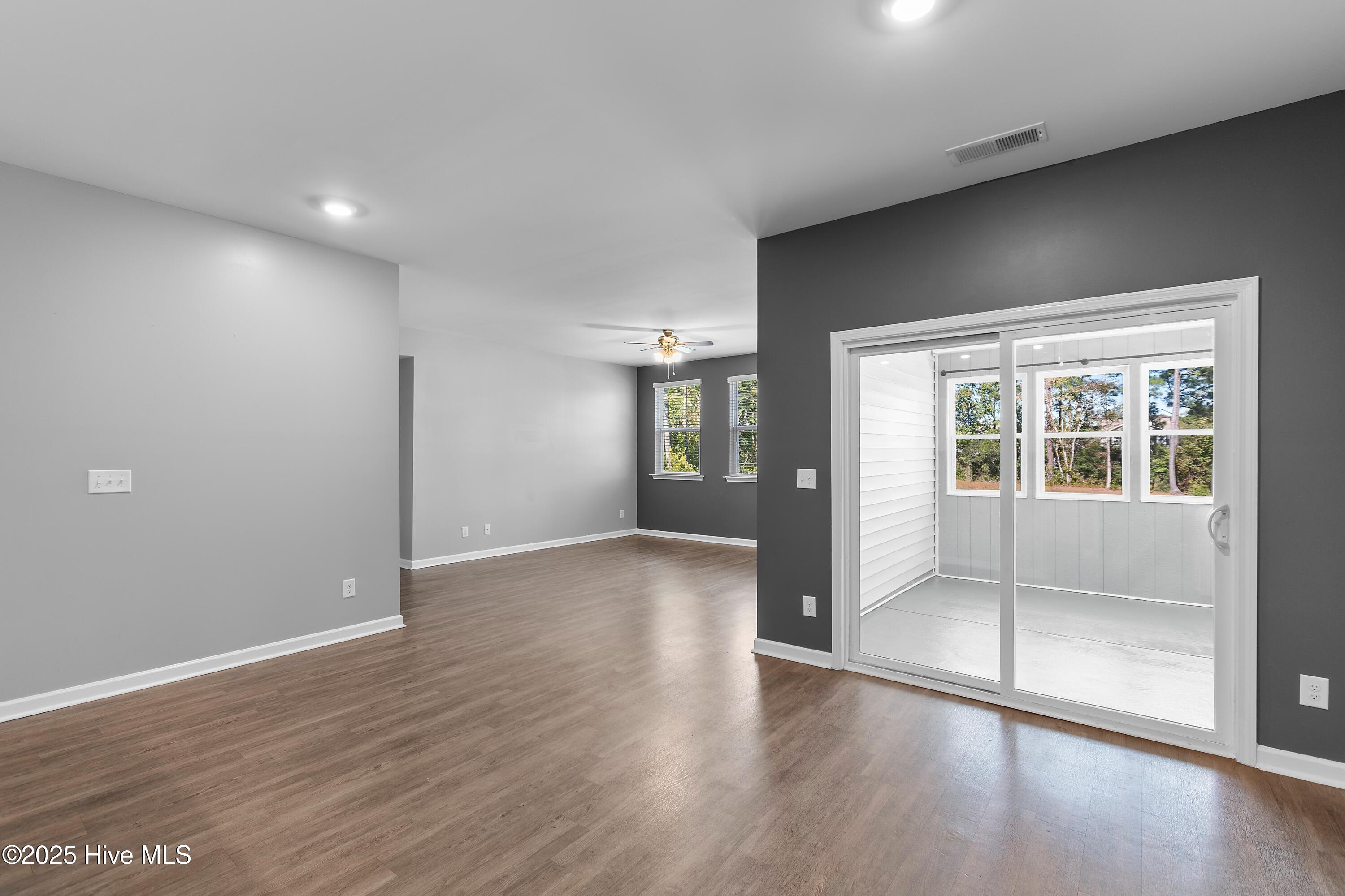 1724 Culdees Lane SE, Bolivia