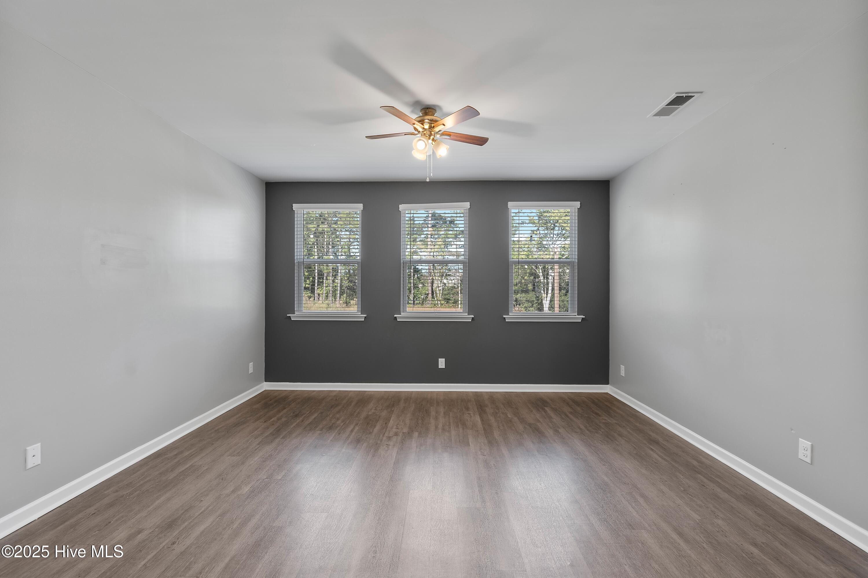 1724 Culdees Lane SE, Bolivia