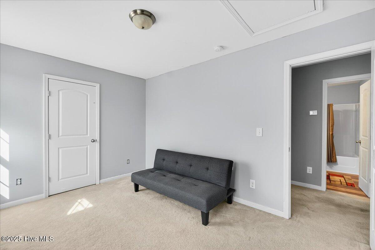 1432 Judith Drive SE, Bolivia