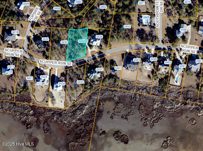 3434 Scupper SE