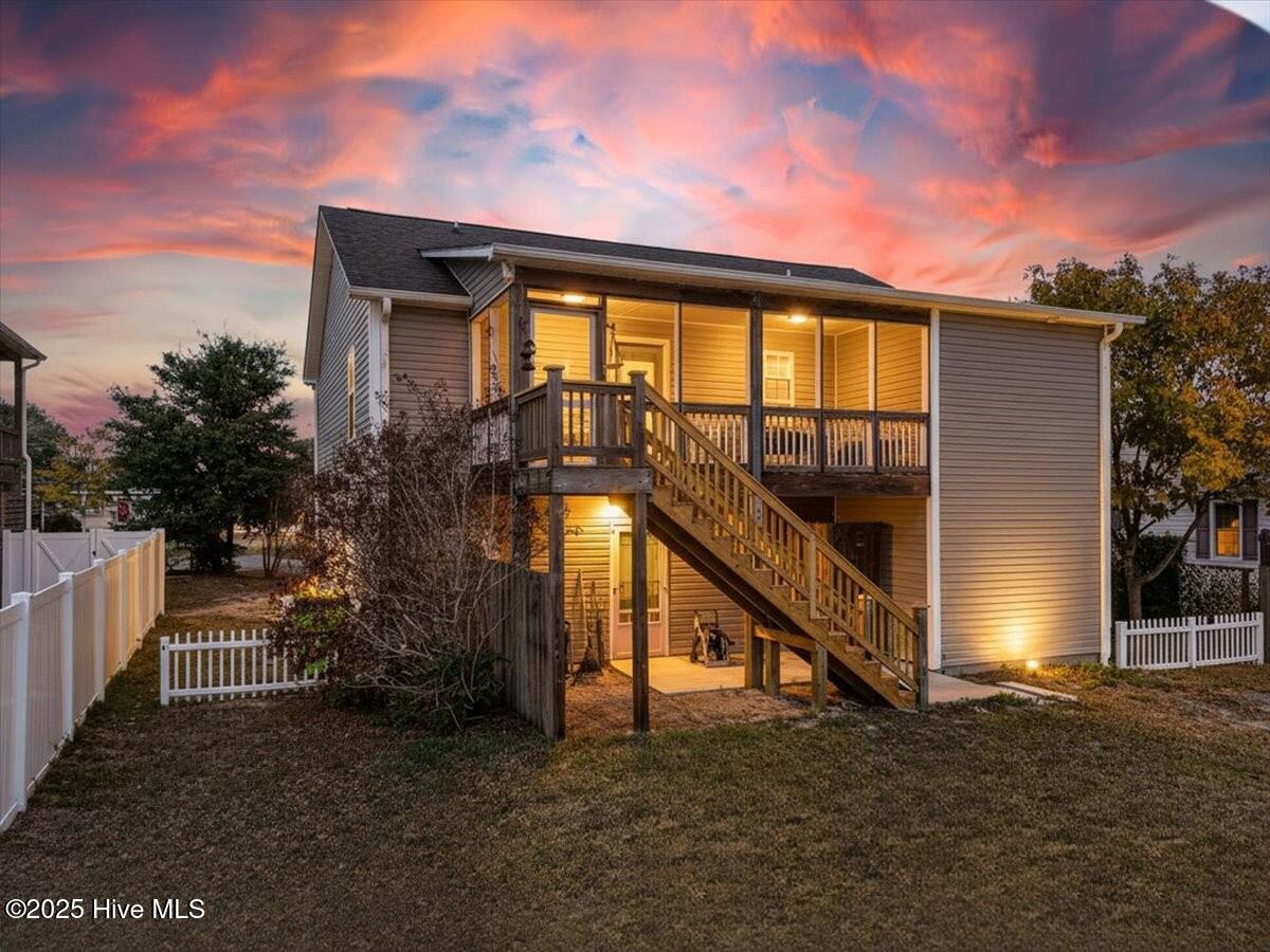 1105 W Oak Island Drive